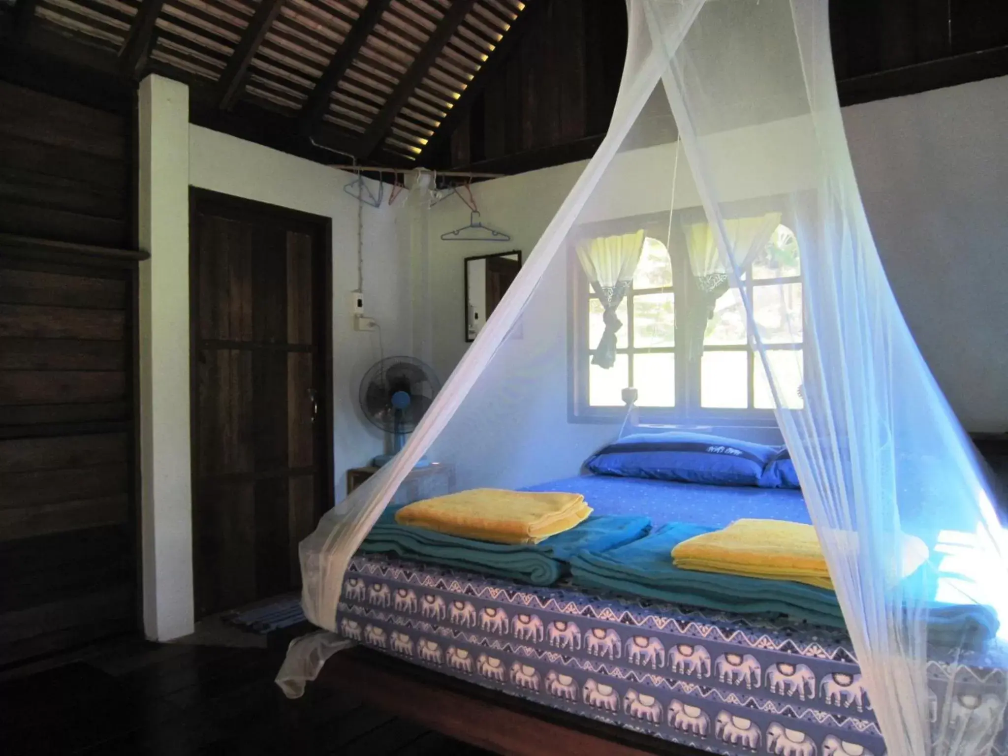 Bed in Phanom Bencha Mountain Resort