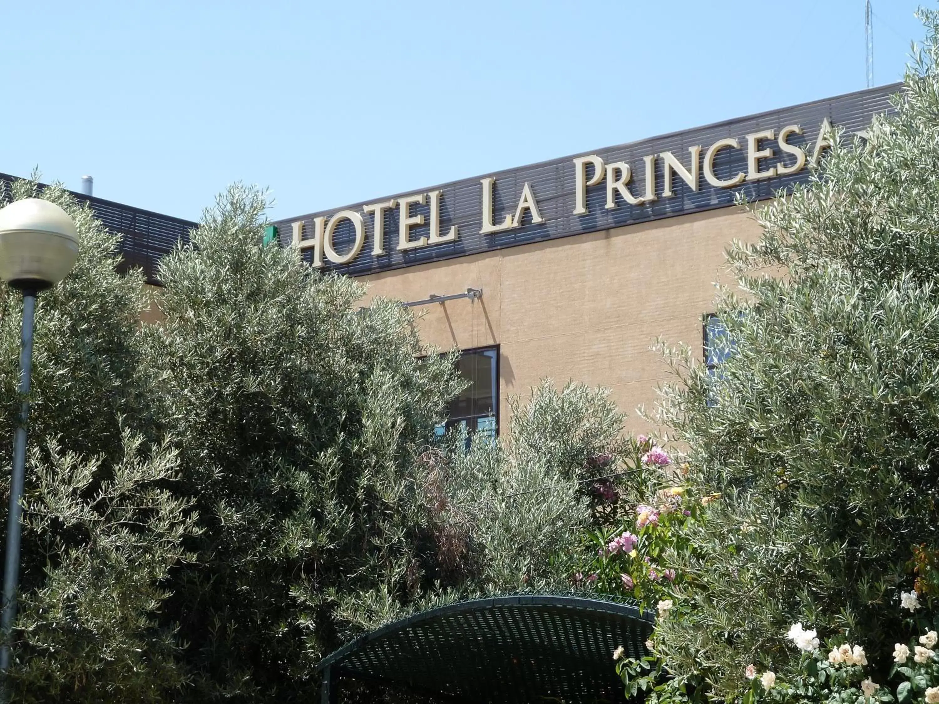 Day, Property Building in Sercotel La Princesa