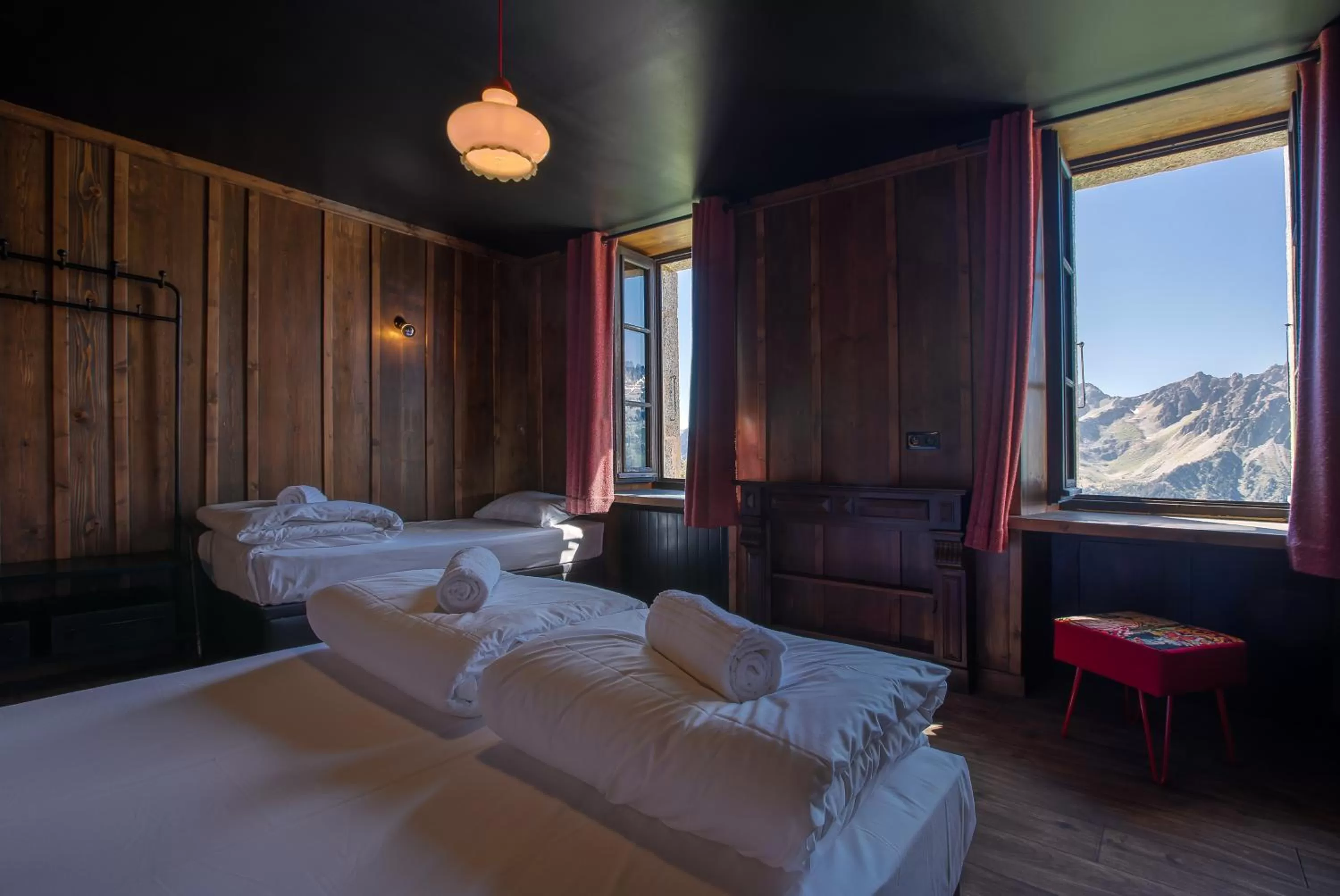 Bedroom, Bed in Refuge du Montenvers