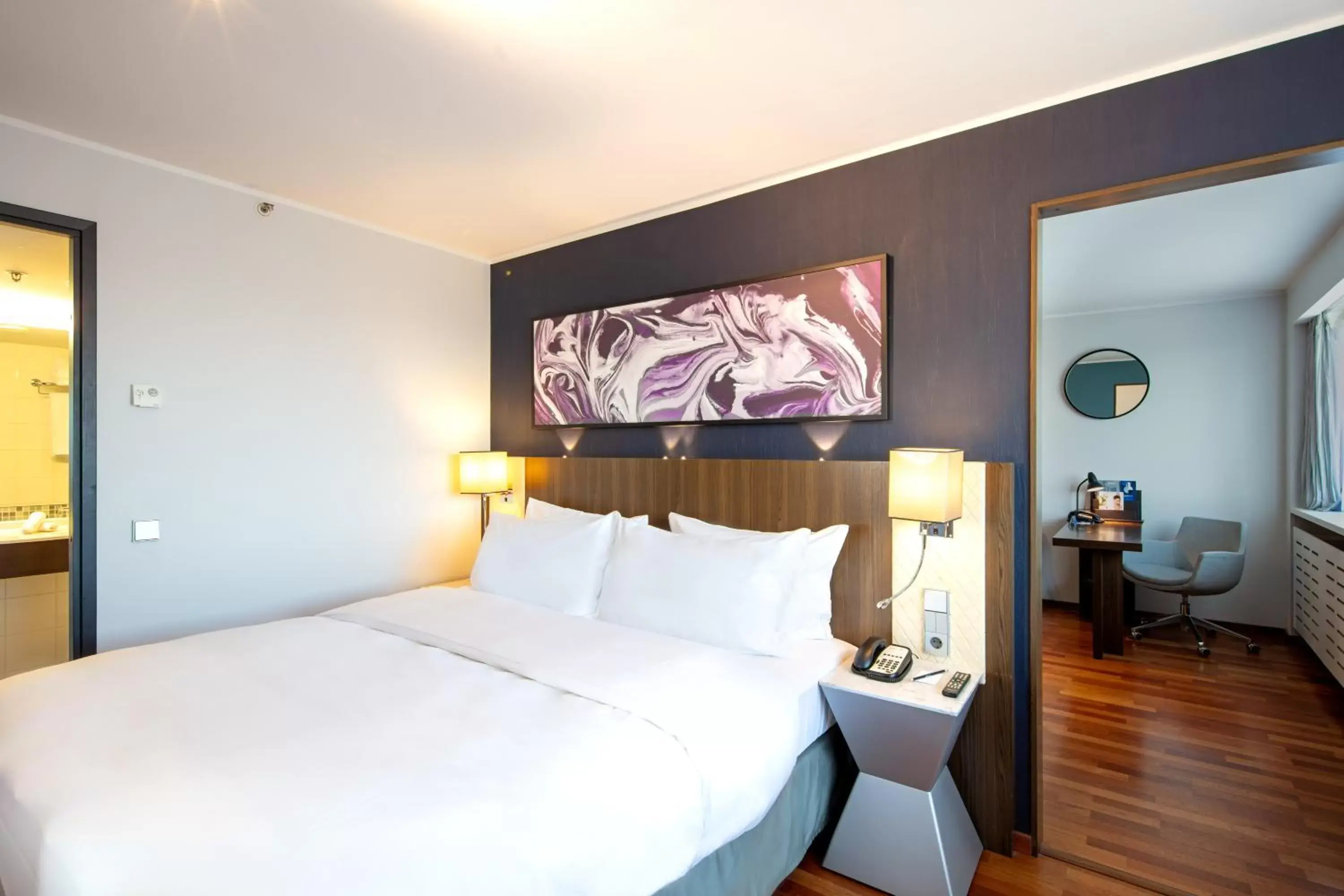 Photo of the whole room, Bed in Radisson Blu Hotel Lietuva