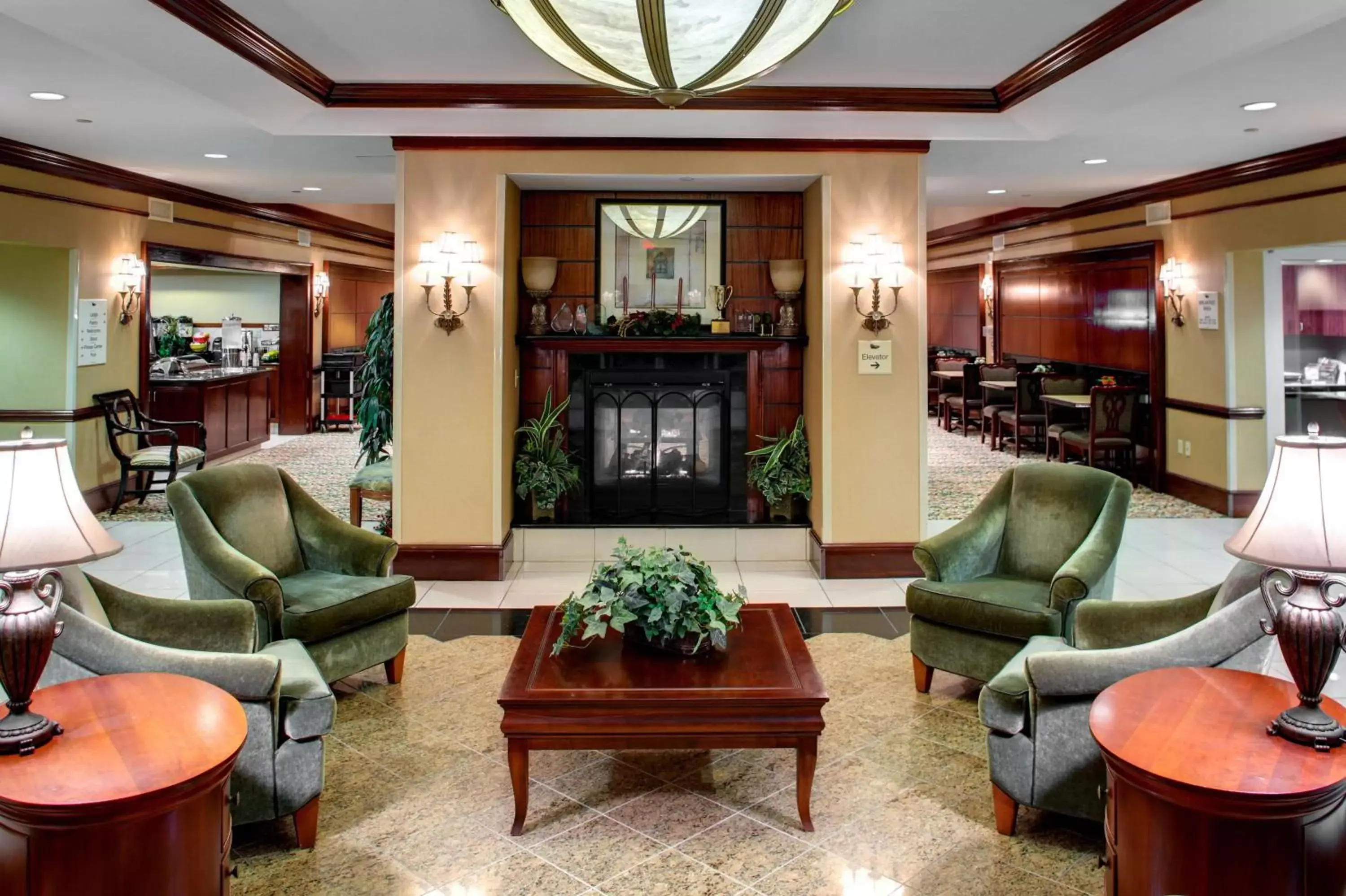 Lobby or reception, Lounge/Bar in Homewood Suites by Hilton Richmond - Airport