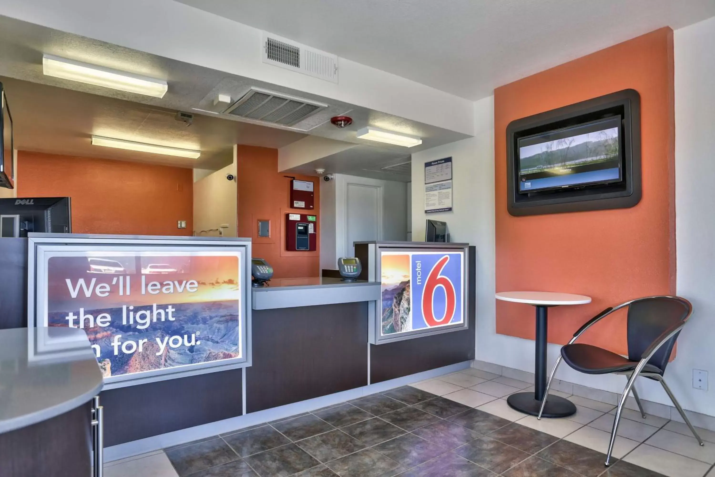 Communal lounge/ TV room, Lobby/Reception in Motel 6-Flagstaff, AZ - Butler