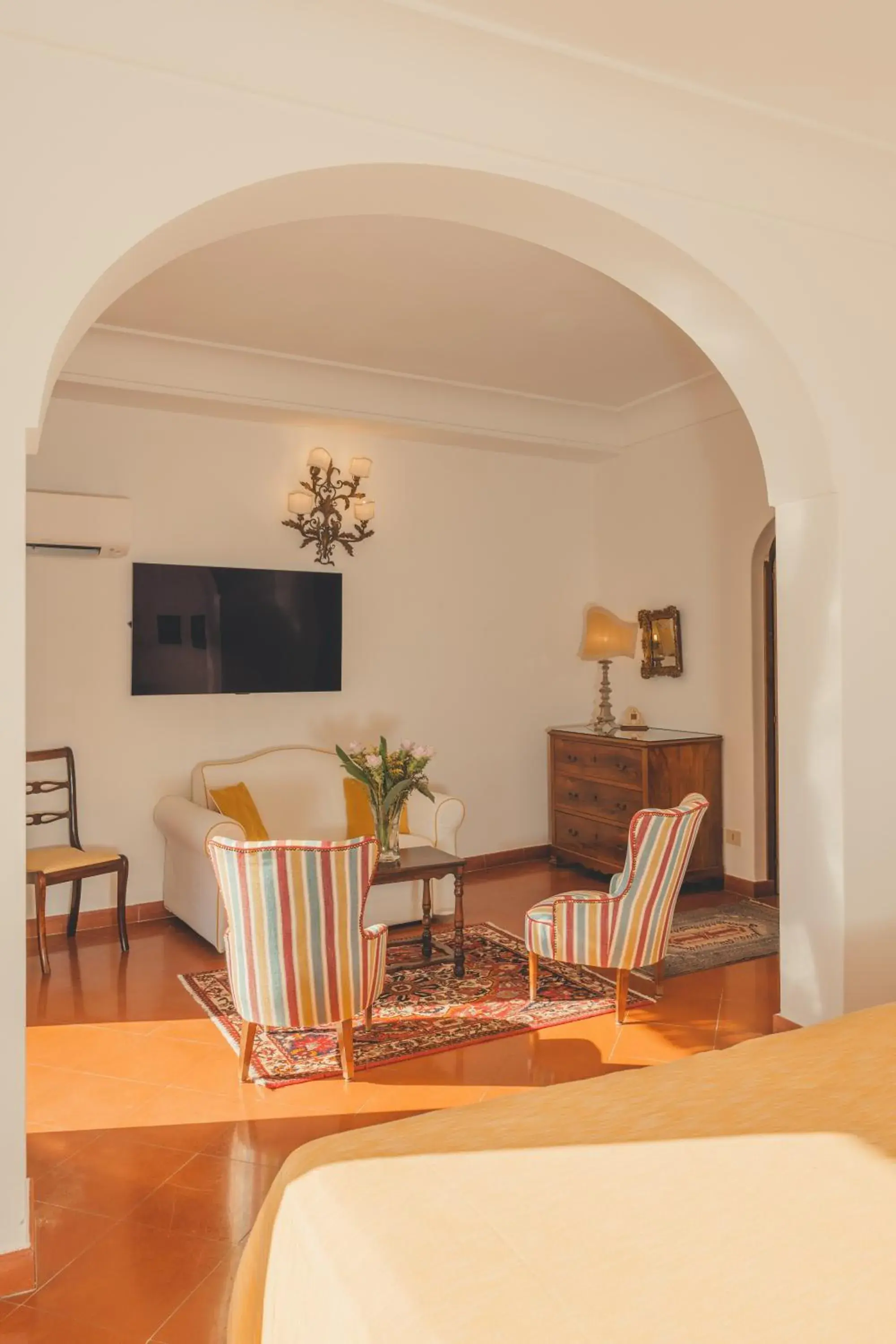 Bedroom, Seating Area in Hotel Poseidon