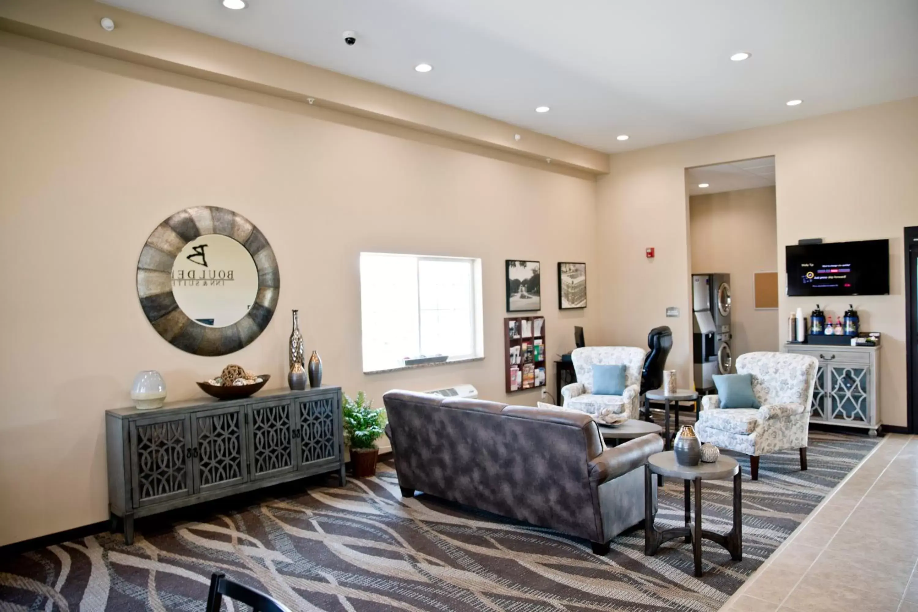 Lobby or reception in Cobblestone Inn & Suites -Clarinda Lobby or reception in Cobblestone Inn & Suites -Clarinda