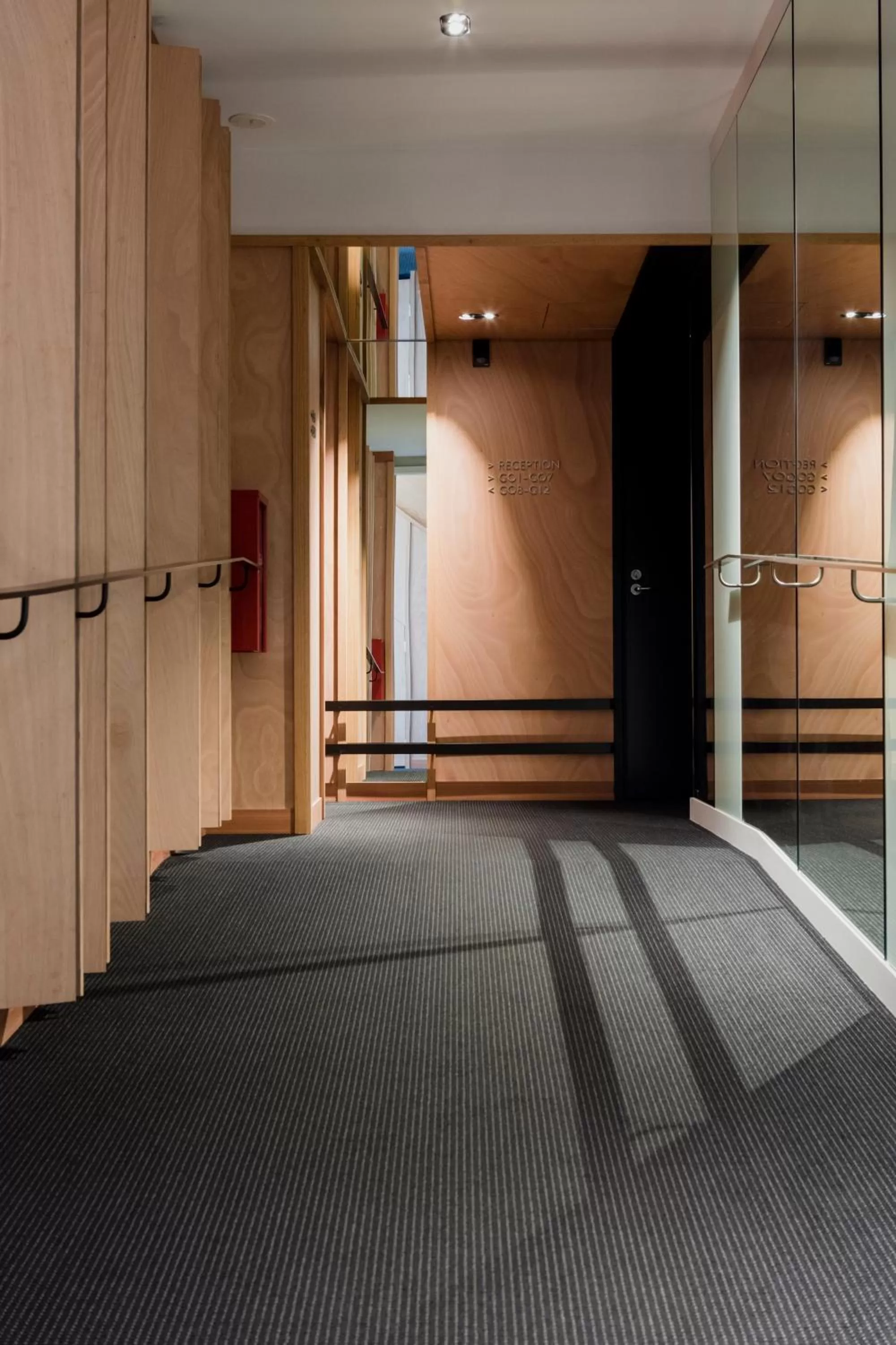 Facade/entrance in Gilmer Apartment Hotel