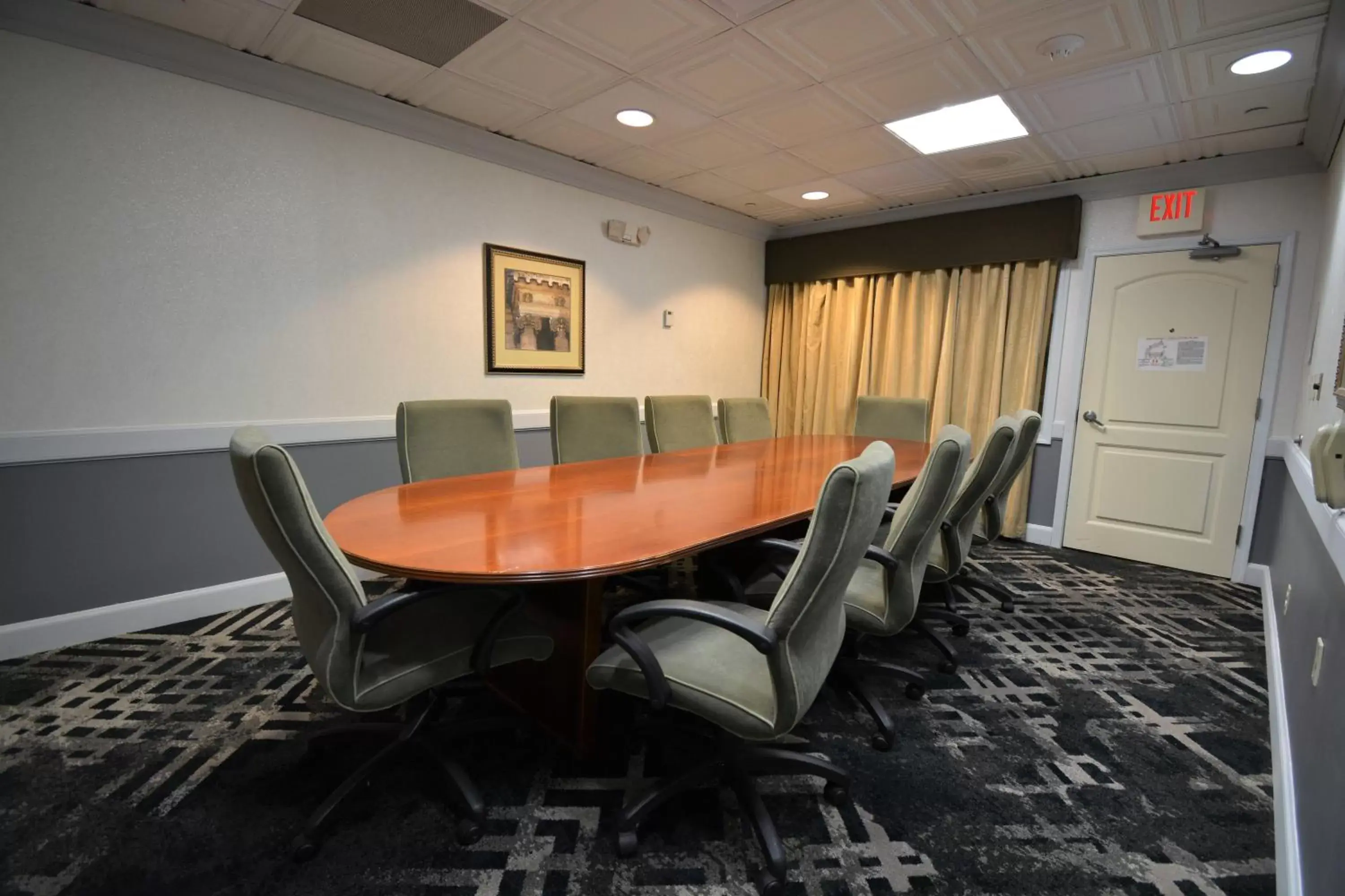 Meeting/conference room in Holiday Inn Hazlet, an IHG Hotel