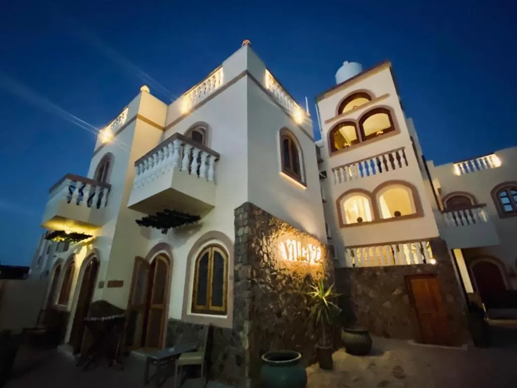 Property building in Villa 22