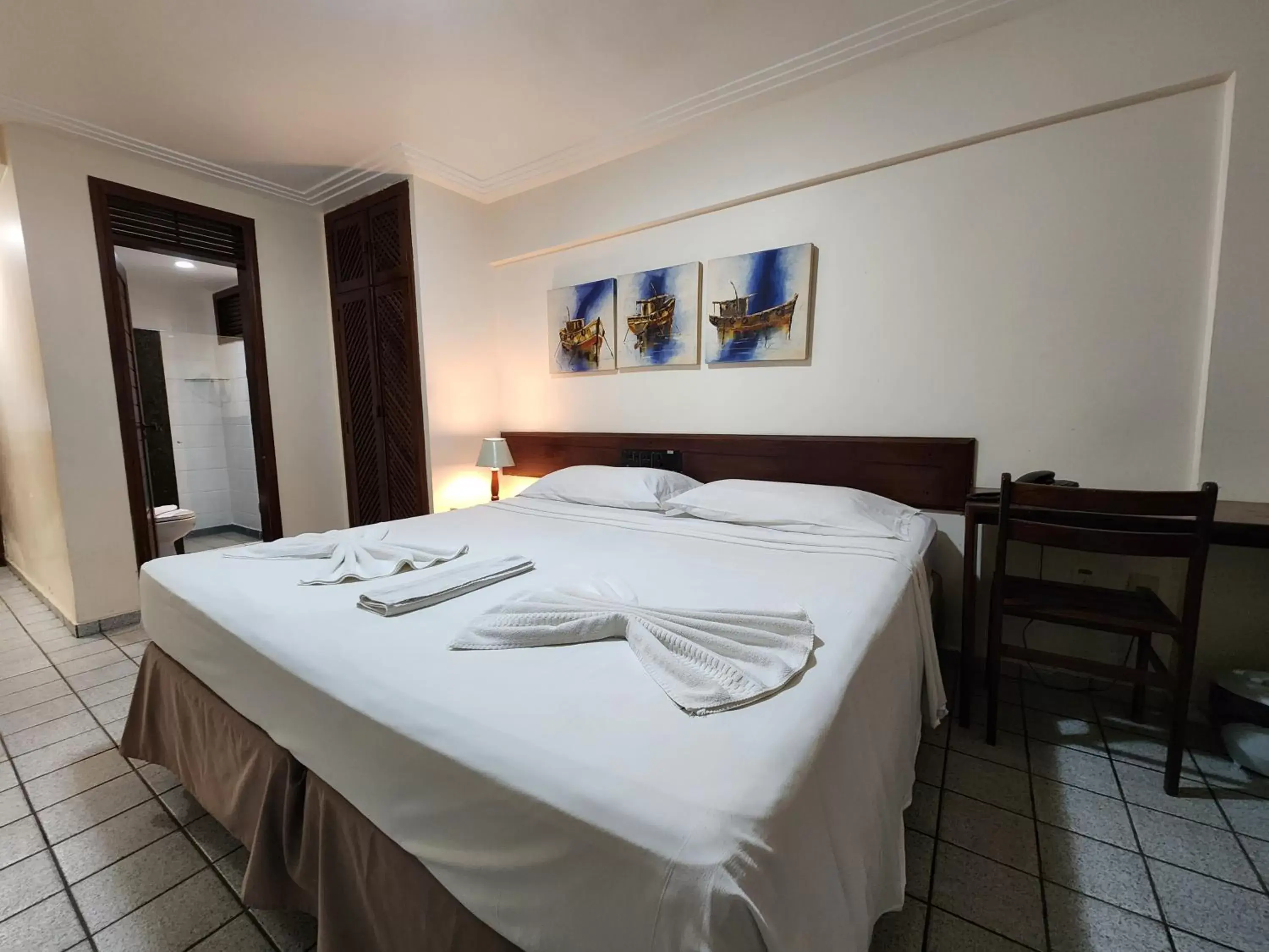 Bed in Pizzato Praia Hotel