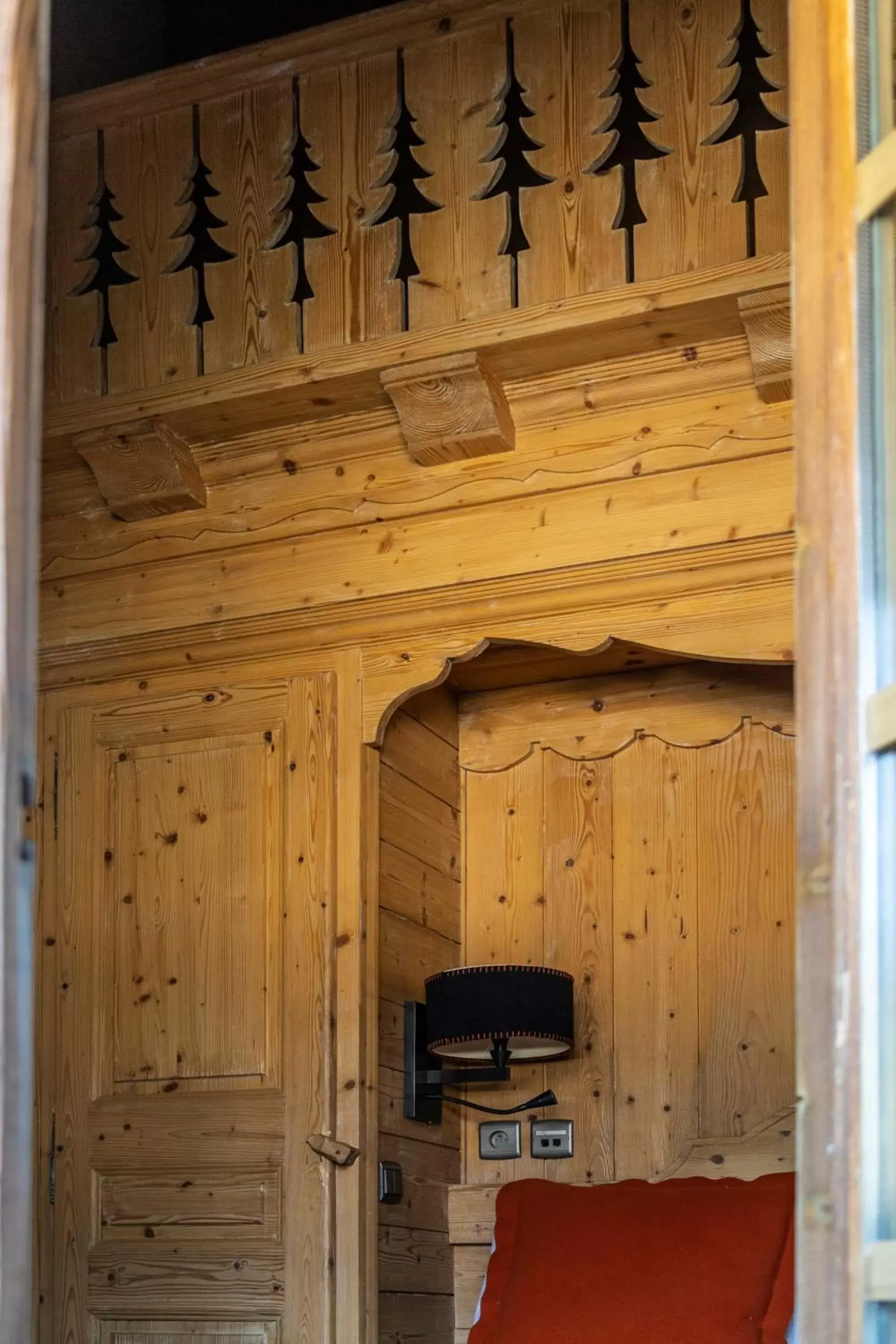 Bedroom, TV/Entertainment Center in M de Megève