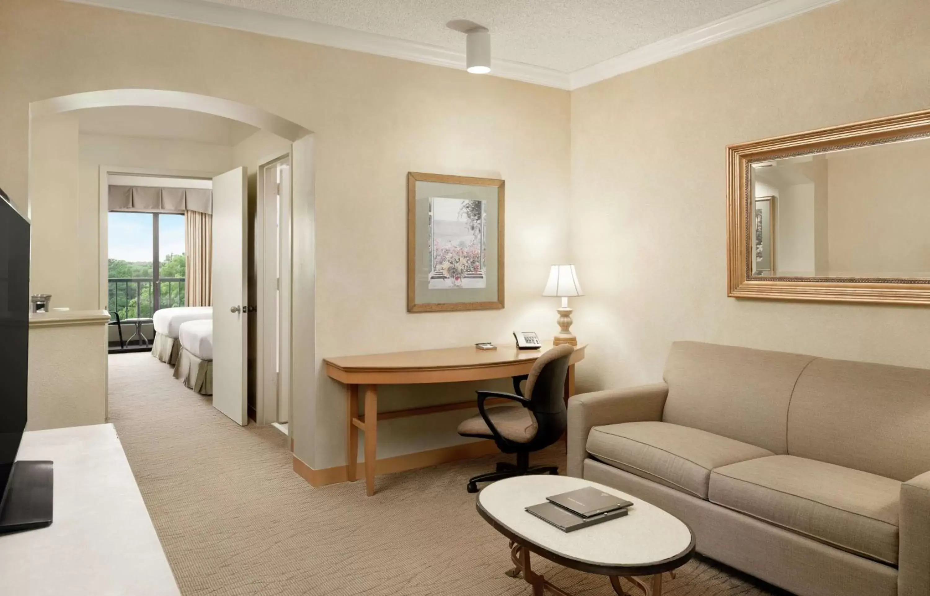 Living room, Seating Area in Hilton Boca Raton Suites