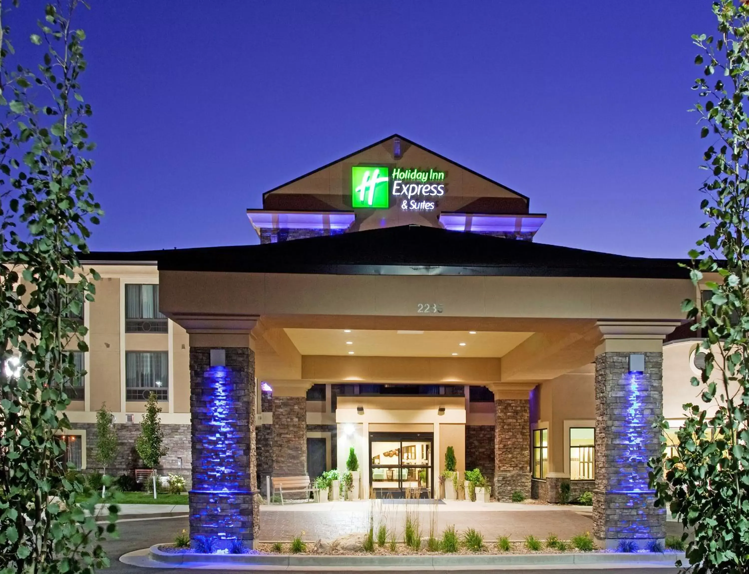 Property building in Holiday Inn Express & Suites Logan, an IHG Hotel