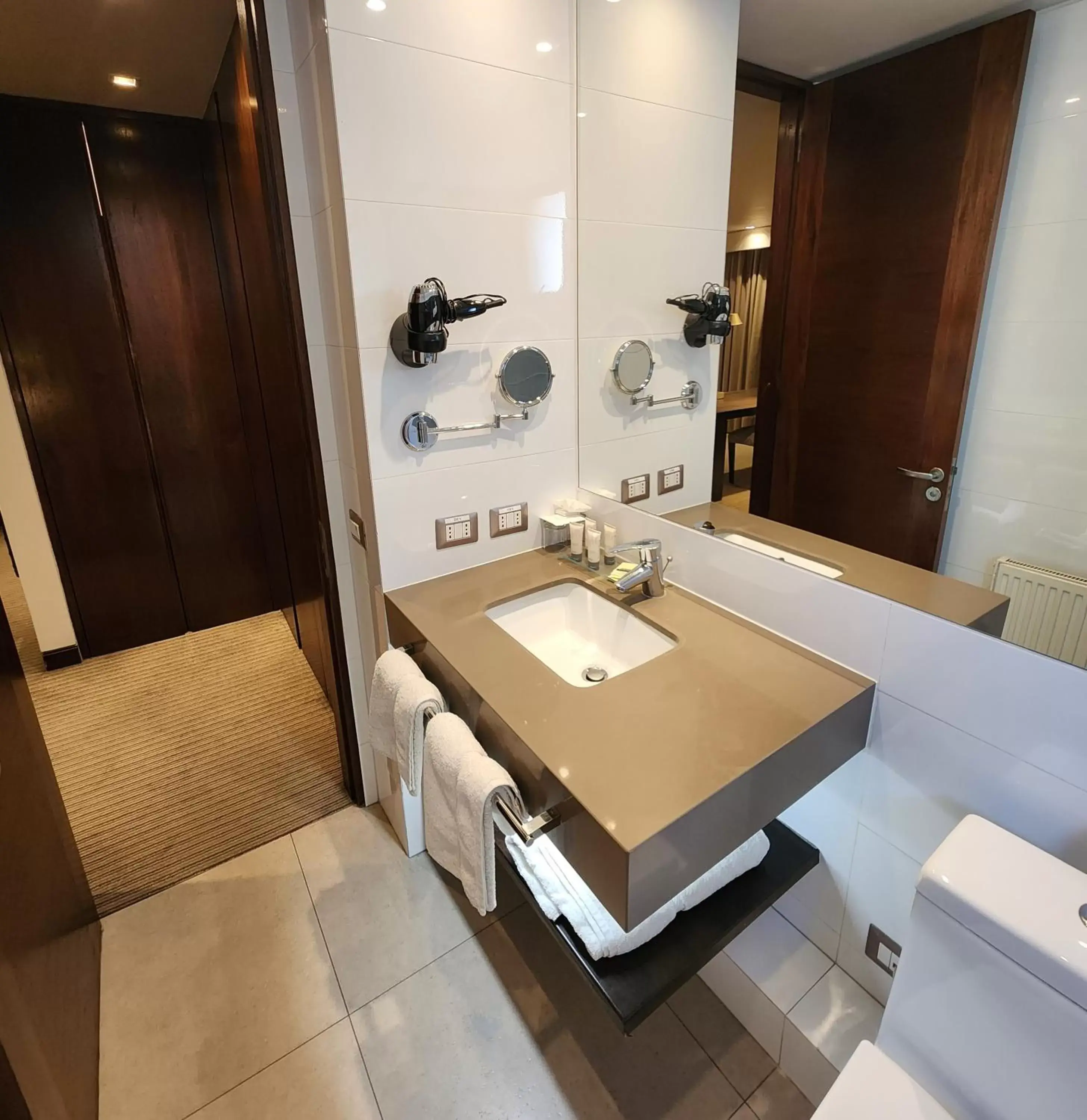 Bathroom in Hotel Los Españoles Plus