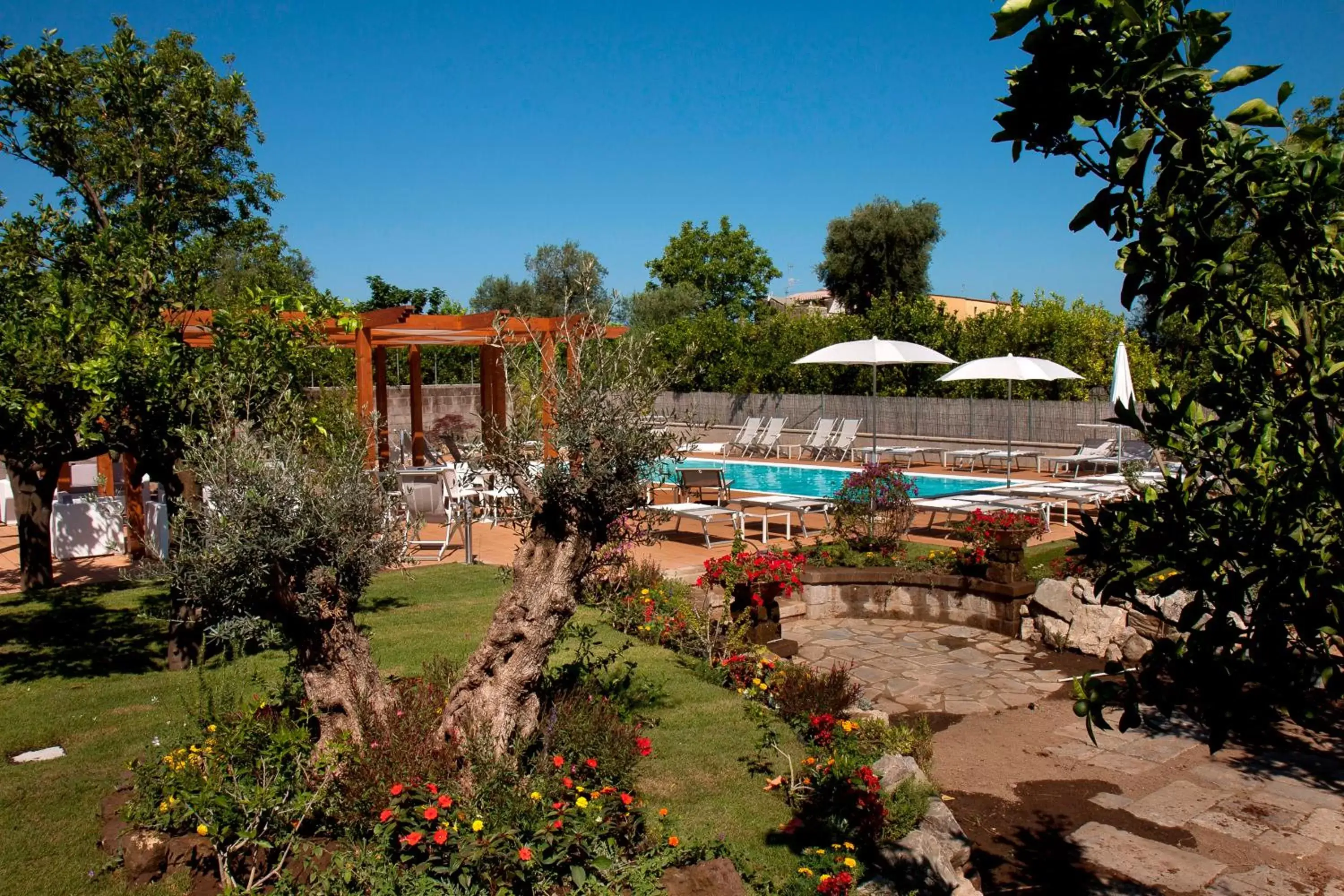 Garden, Swimming Pool in Il Roseto