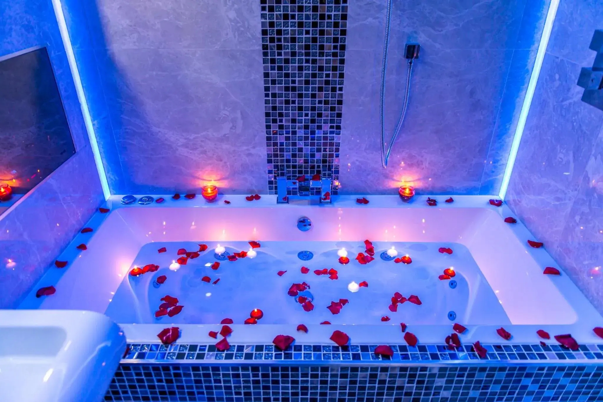 Bathroom in Aphrodite Suites