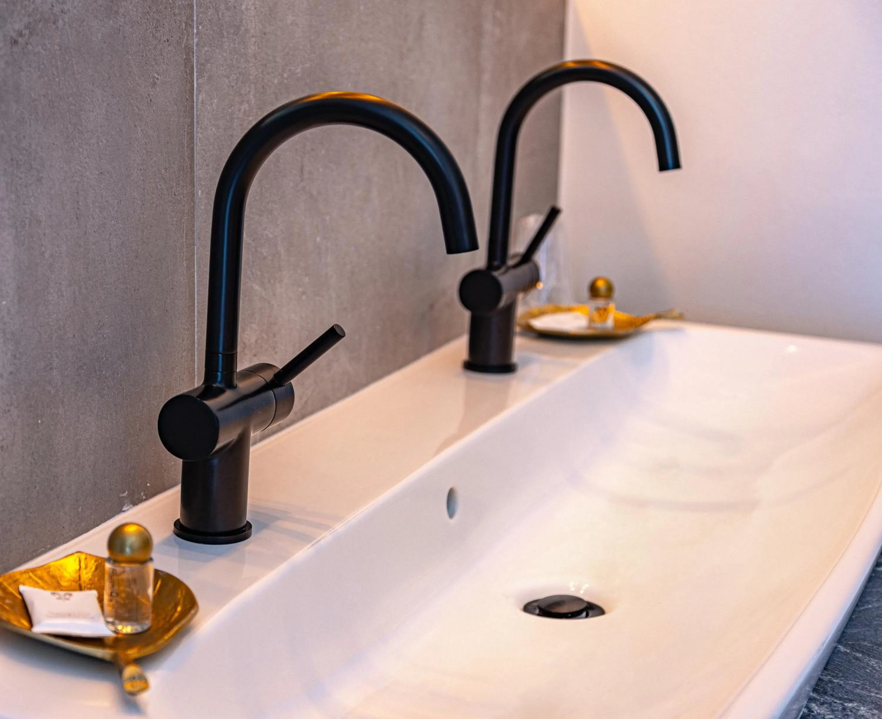 Bathroom in Hotel Ertl GmbH