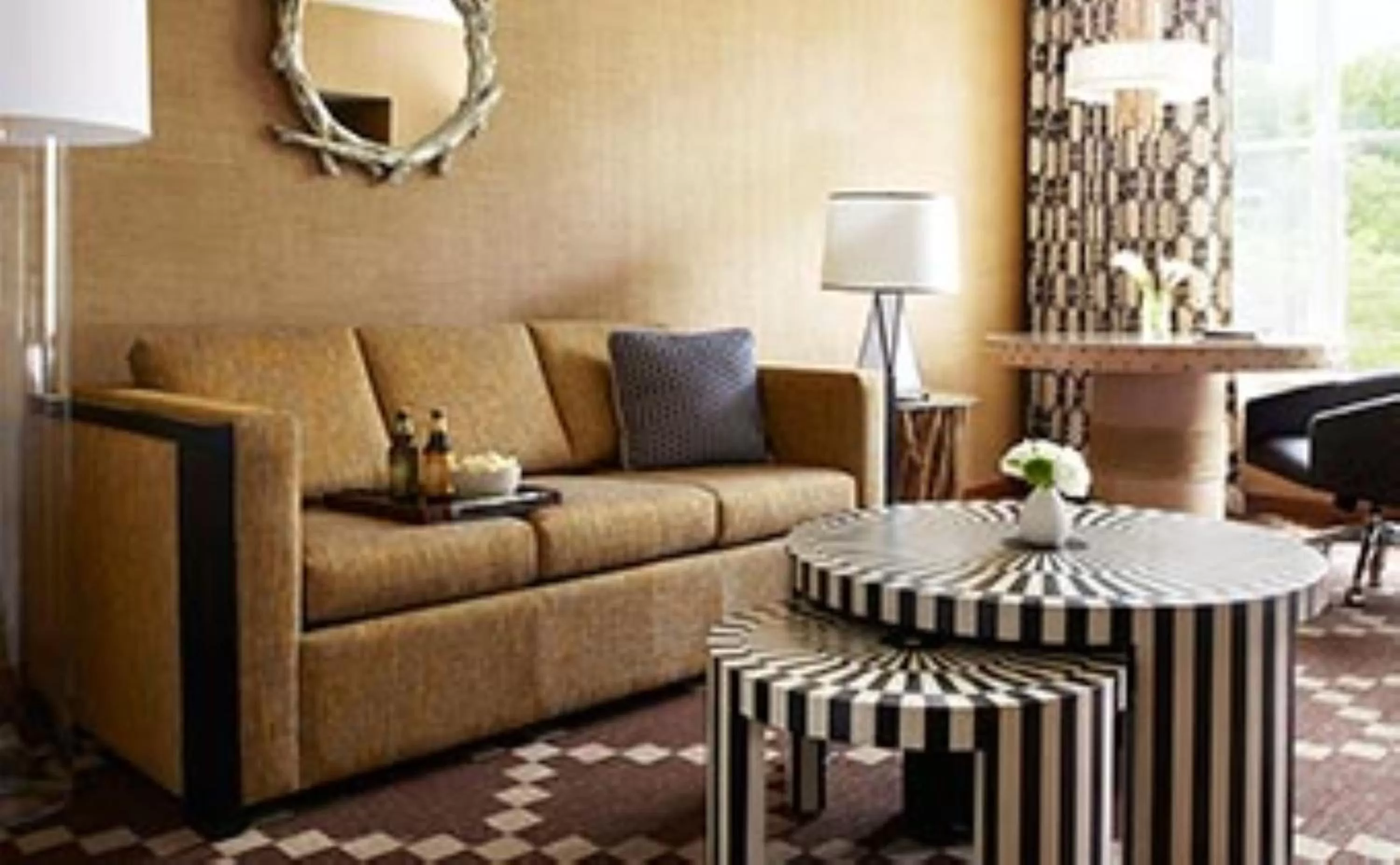 Bedroom in Kimpton Riverplace Hotel by IHG