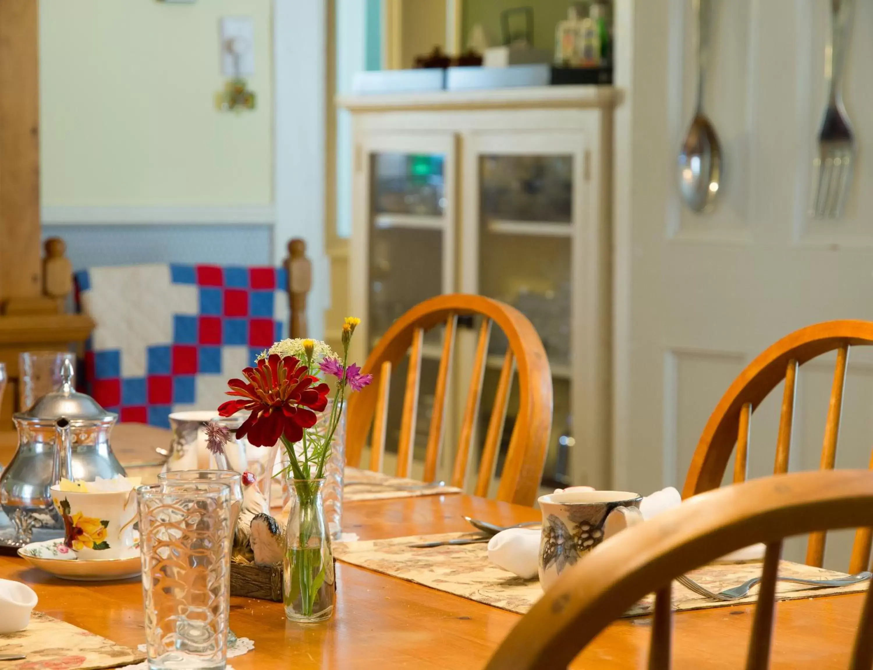 Dining area, Restaurant/Places to Eat in Farmhouse Inn B&B