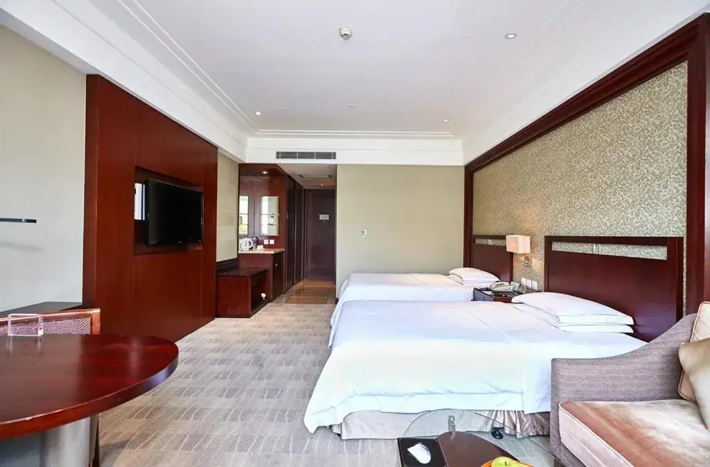Photo of the whole room in Tongli Lakeview Hotel