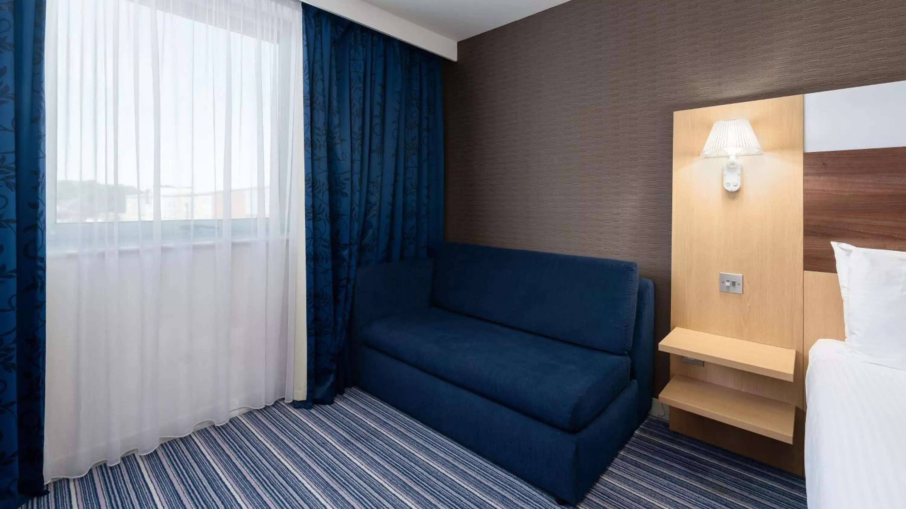 Seating Area in Holiday Inn Express Leigh - Sports Village, an IHG Hotel