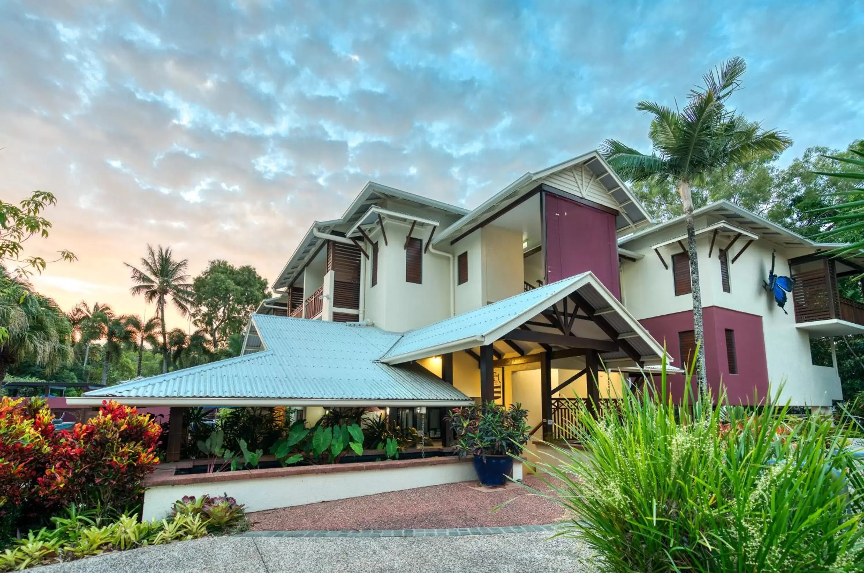 Property building in Freestyle Resort Port Douglas Property building in Freestyle Resort Port Douglas