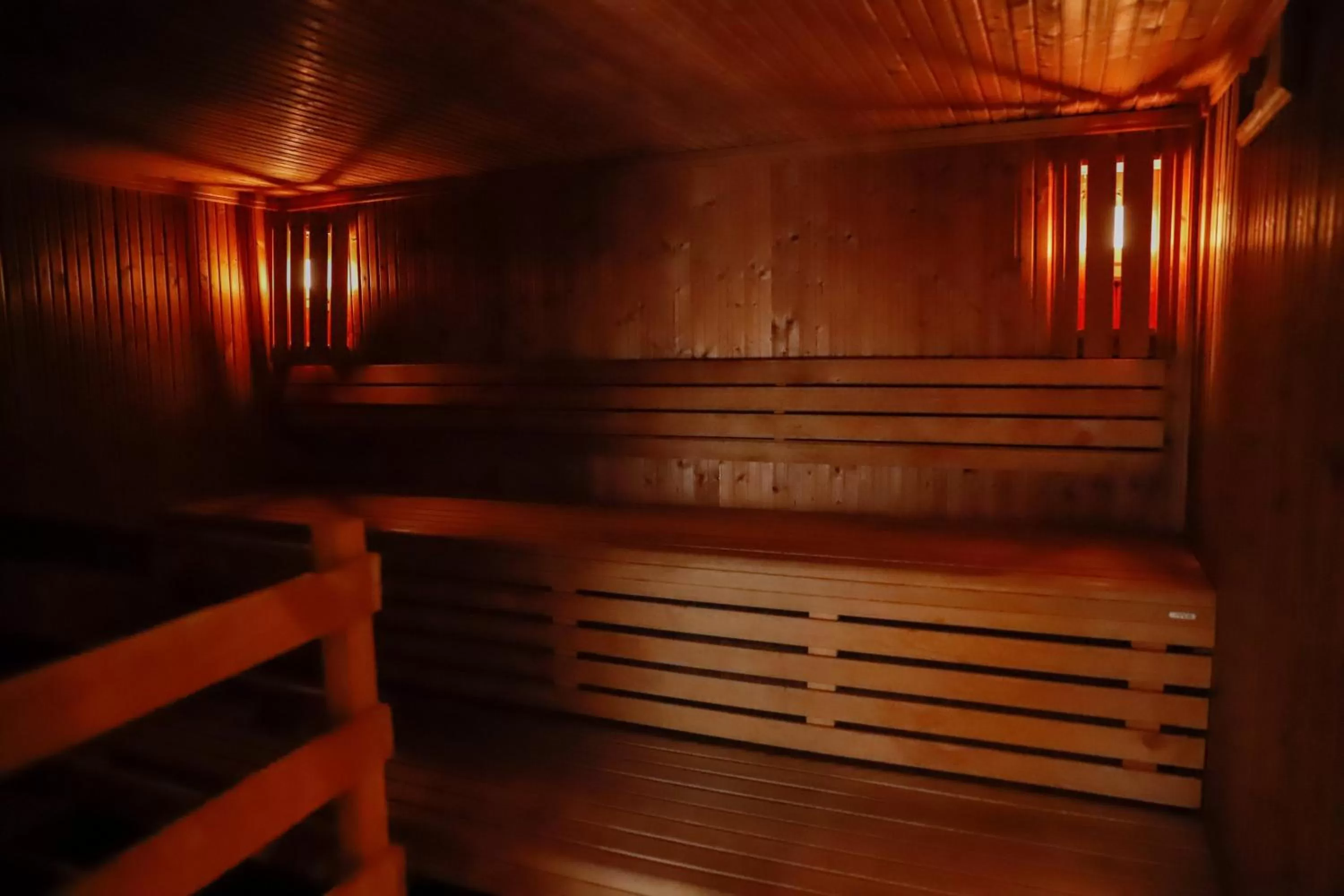 Fitness centre/facilities in Crowne Plaza Sohar by IHG