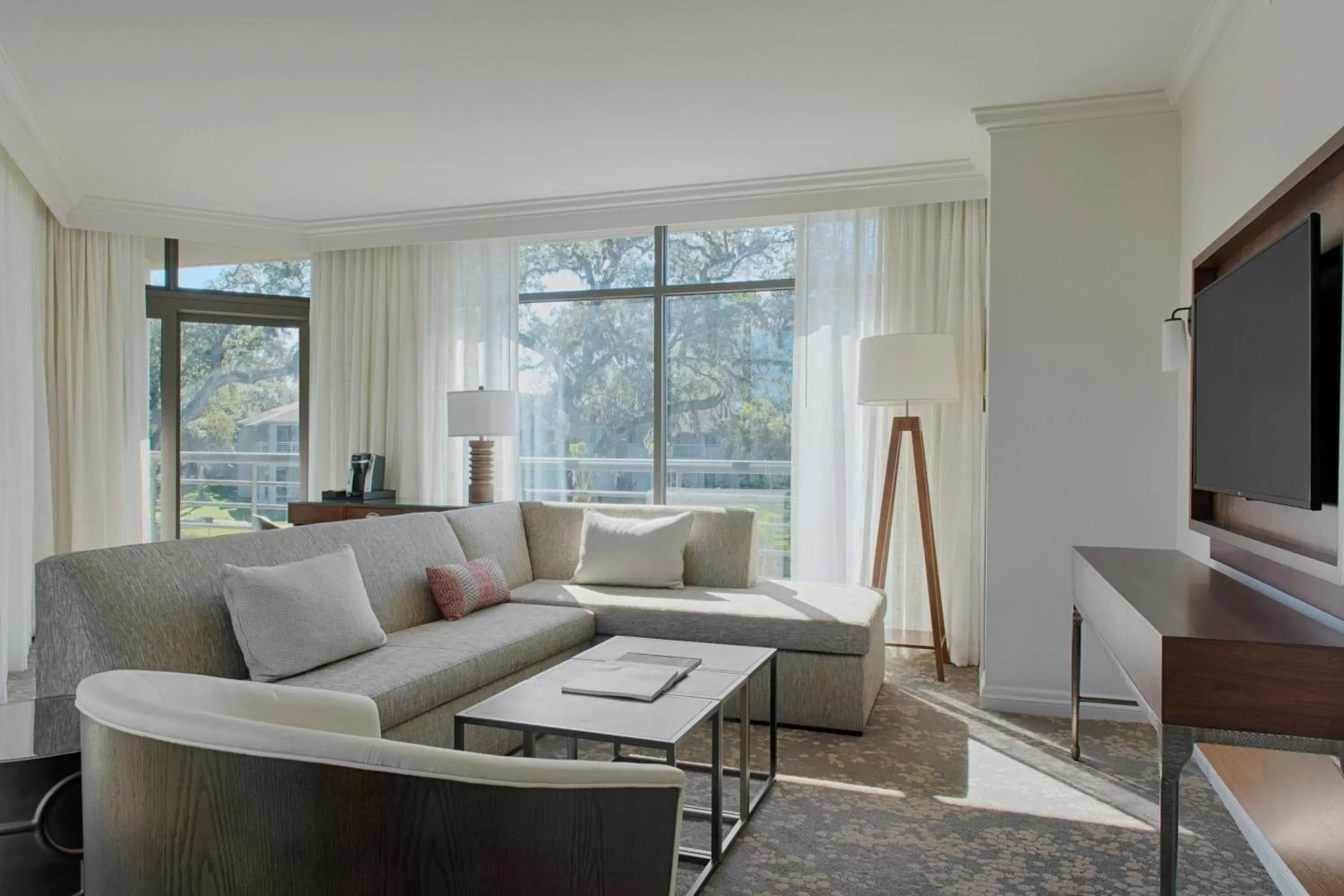 Living room, Seating Area in Sawgrass Marriott Golf Resort & Spa