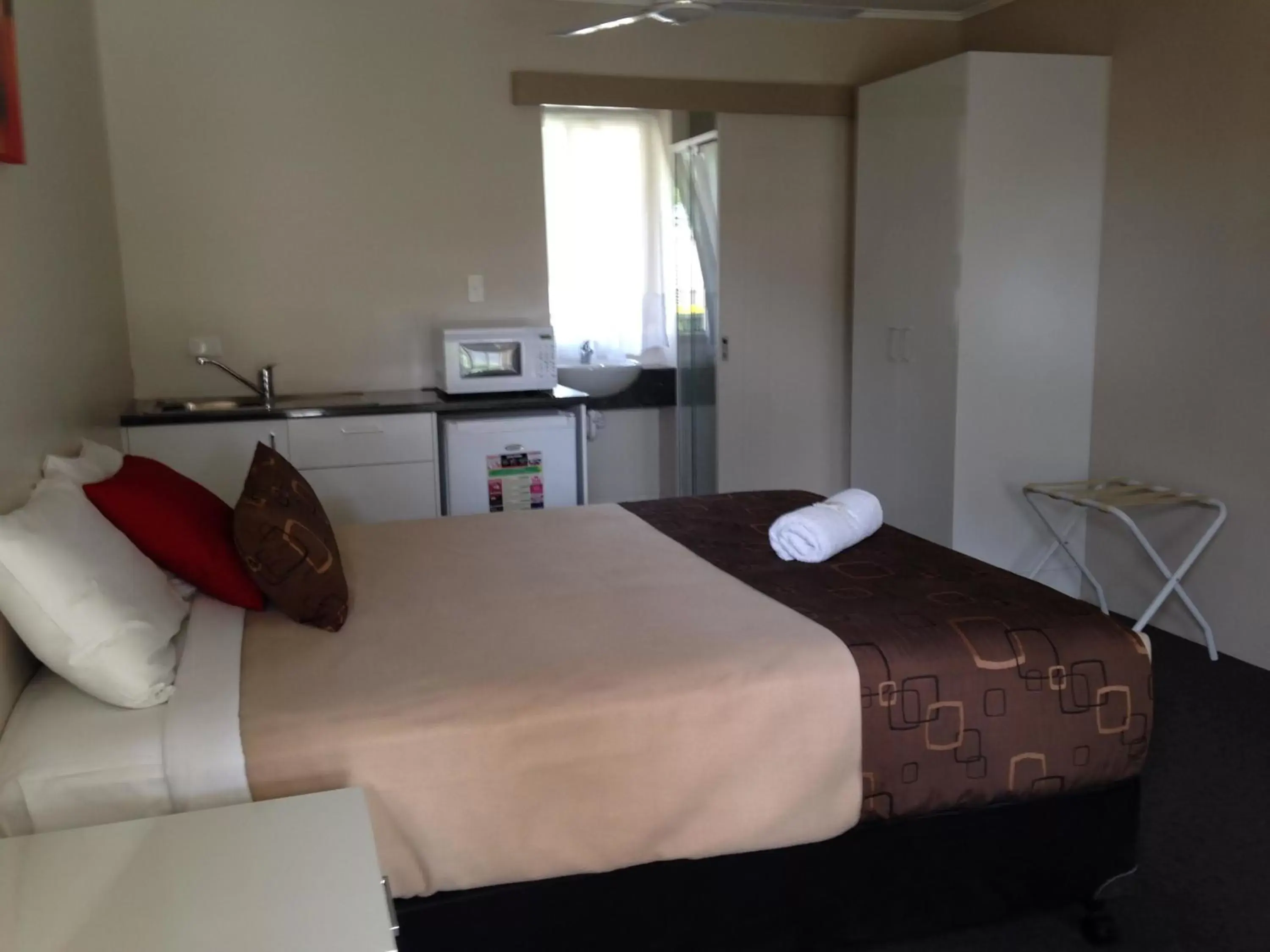 Bedroom, Bed in Kalua Motel