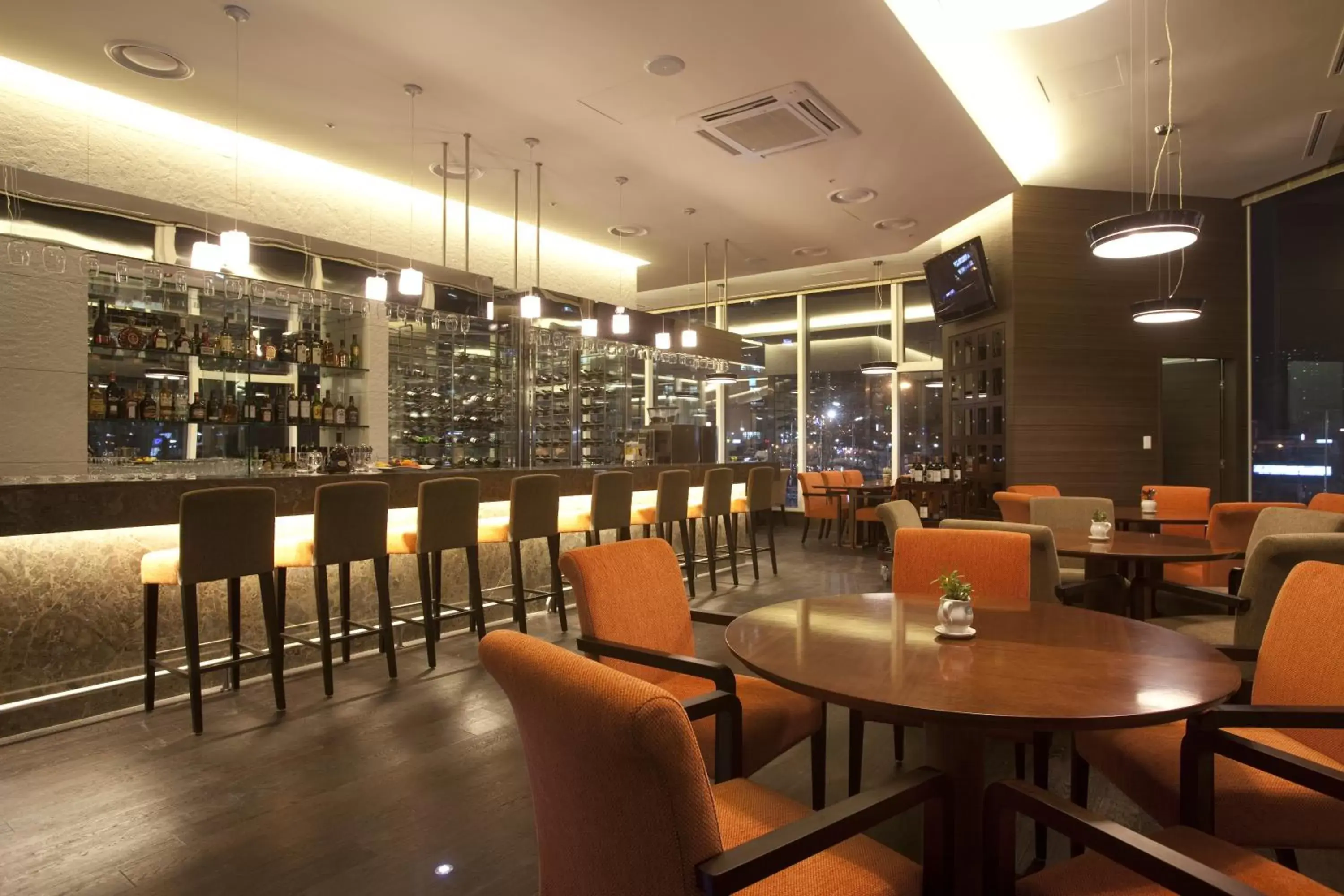 Restaurant/Places to Eat in LOTTE City Hotel Mapo