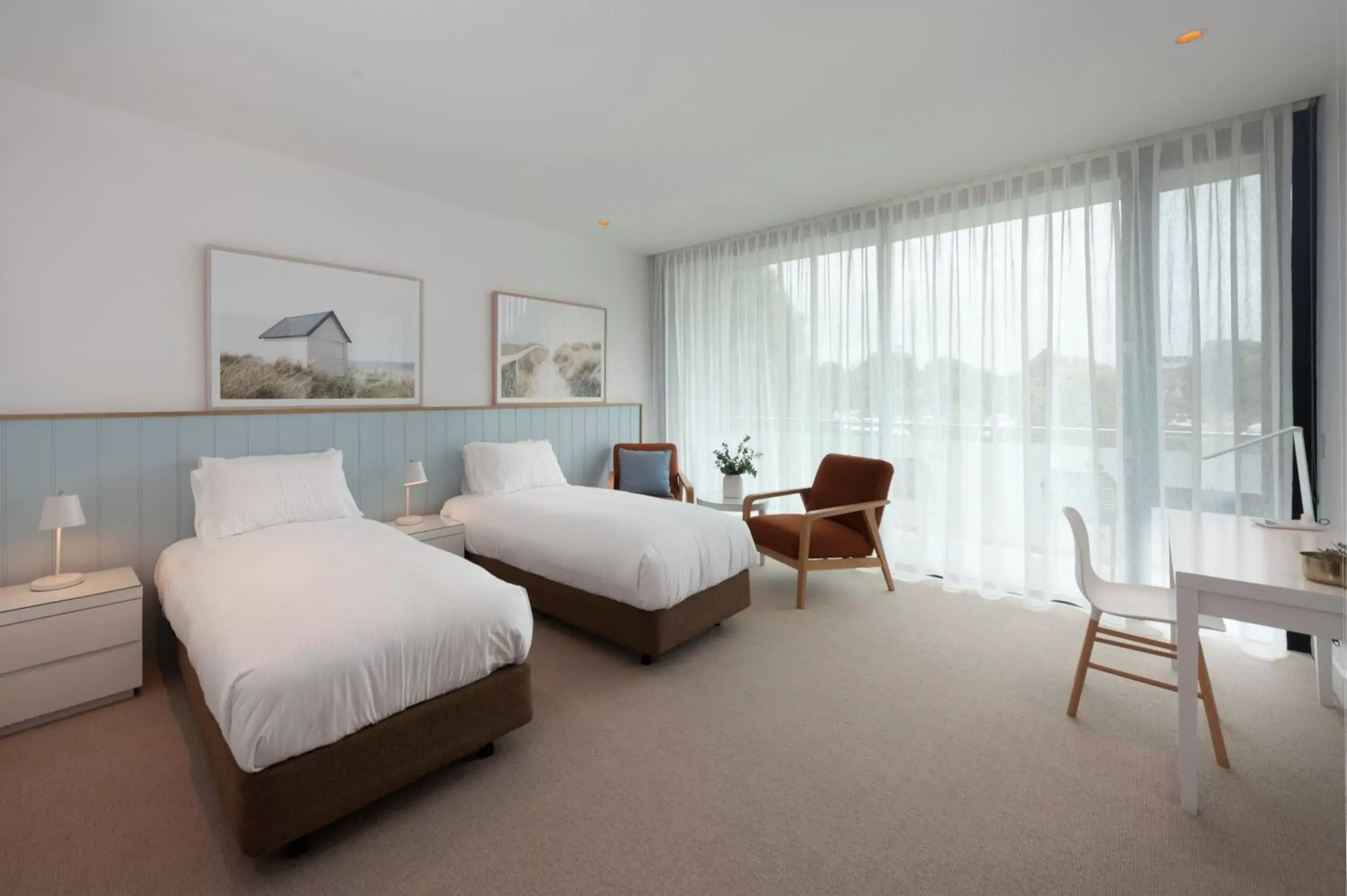 Photo of the whole room, Bed in The Sands Torquay Photo of the whole room, Bed in The Sands Torquay