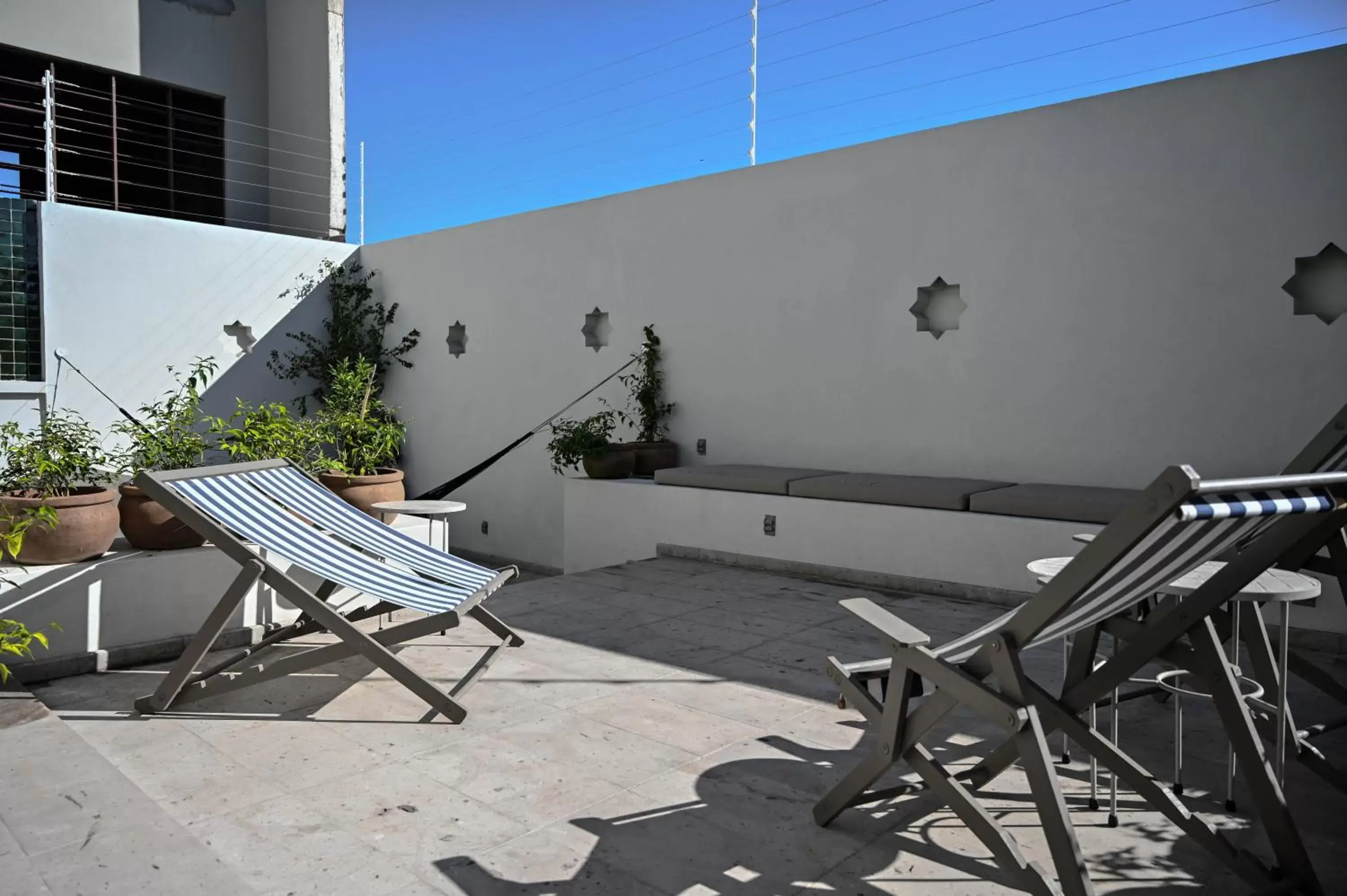 Balcony/Terrace in Casa Kali by Barrio México