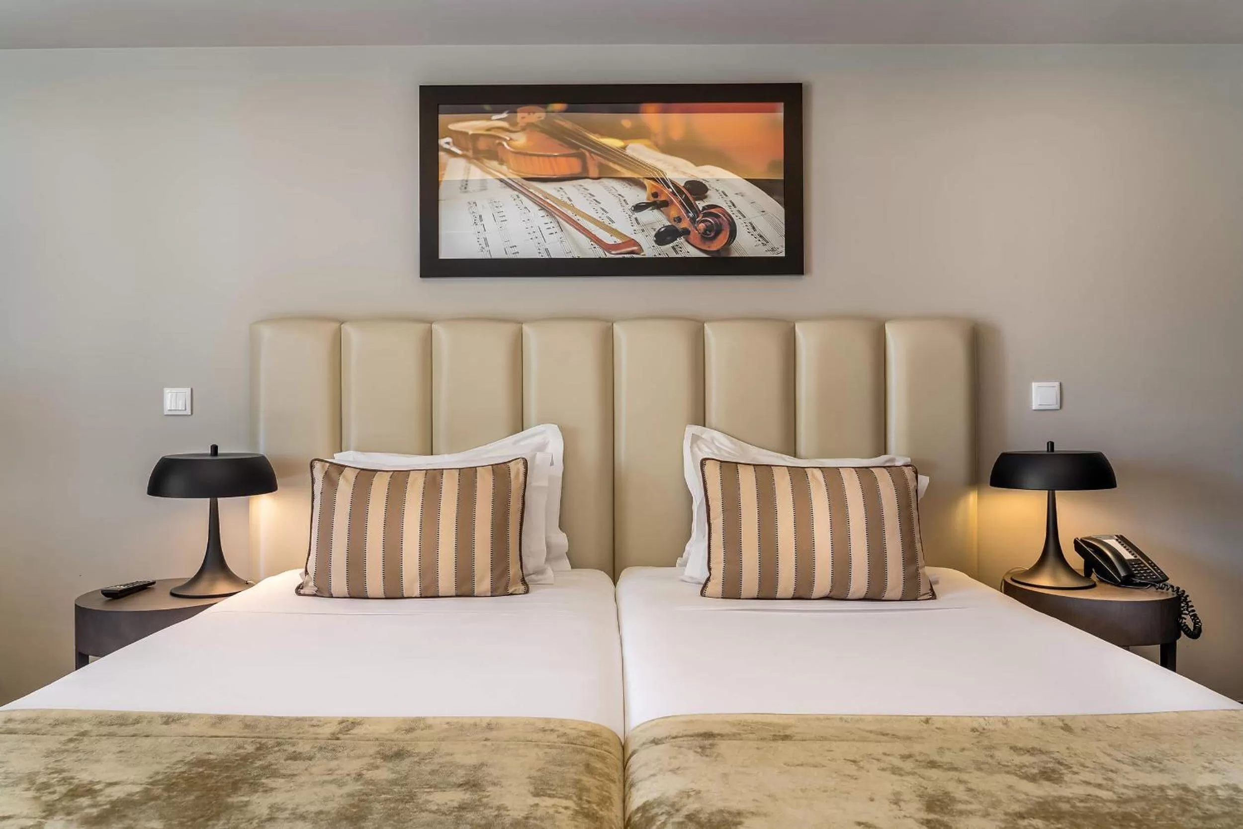 Bed in Hotel do Chiado