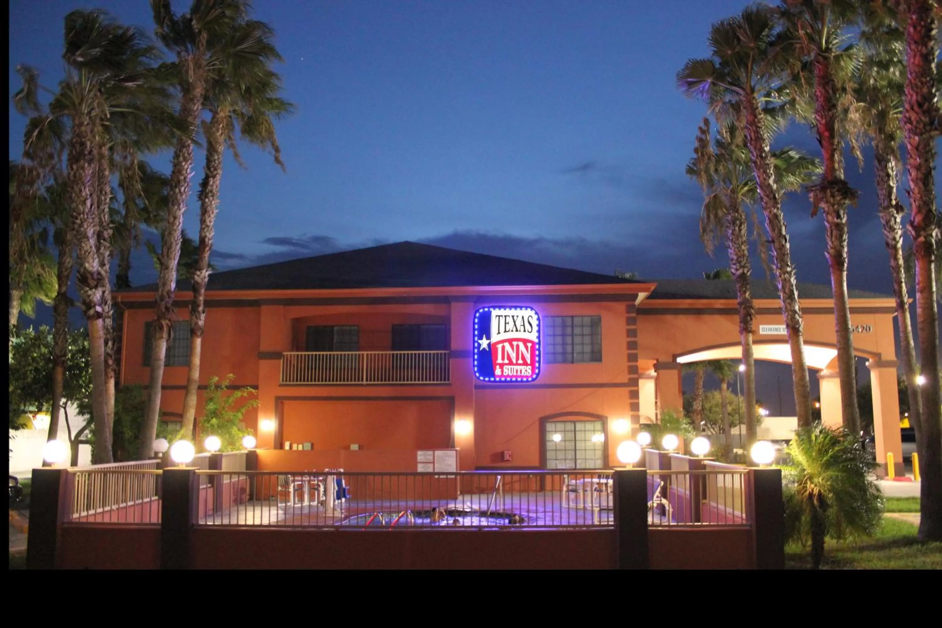 Property building in Texas Inn & Suites McAllen at La Plaza Mall and Airport