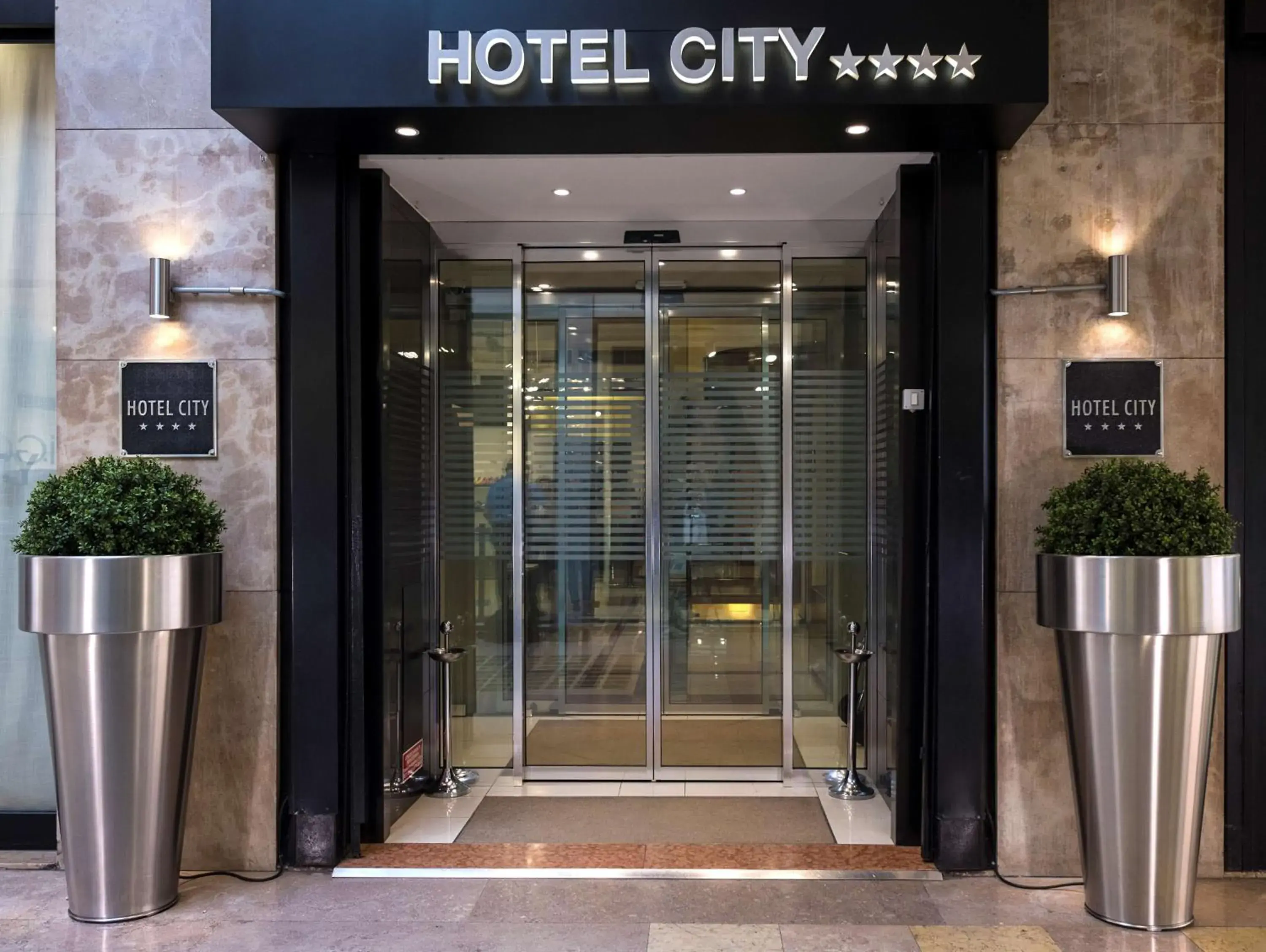 Property building, Facade/Entrance in Best Western Hotel City