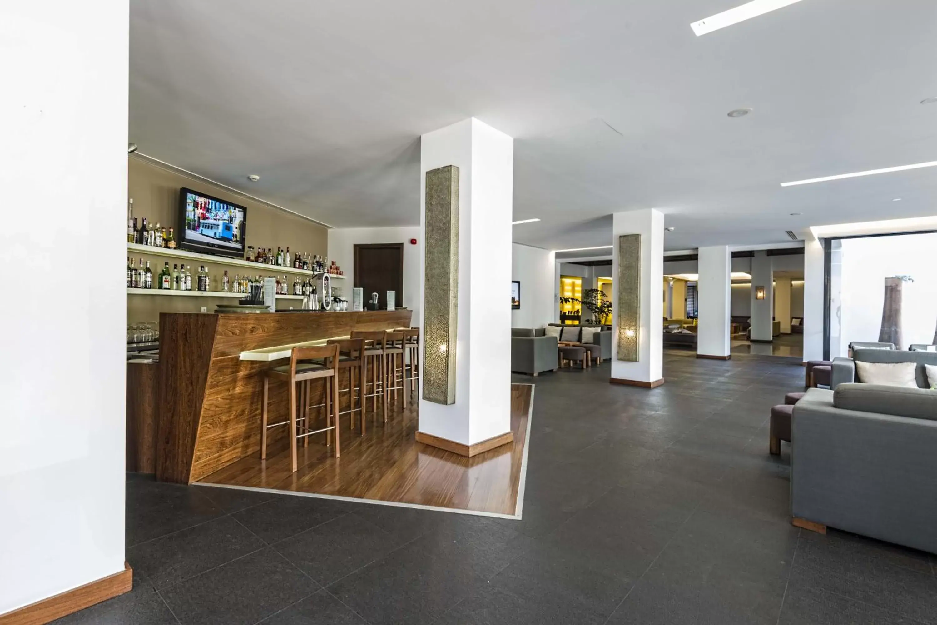 Lounge or bar in Belmar Spa & Beach Resort