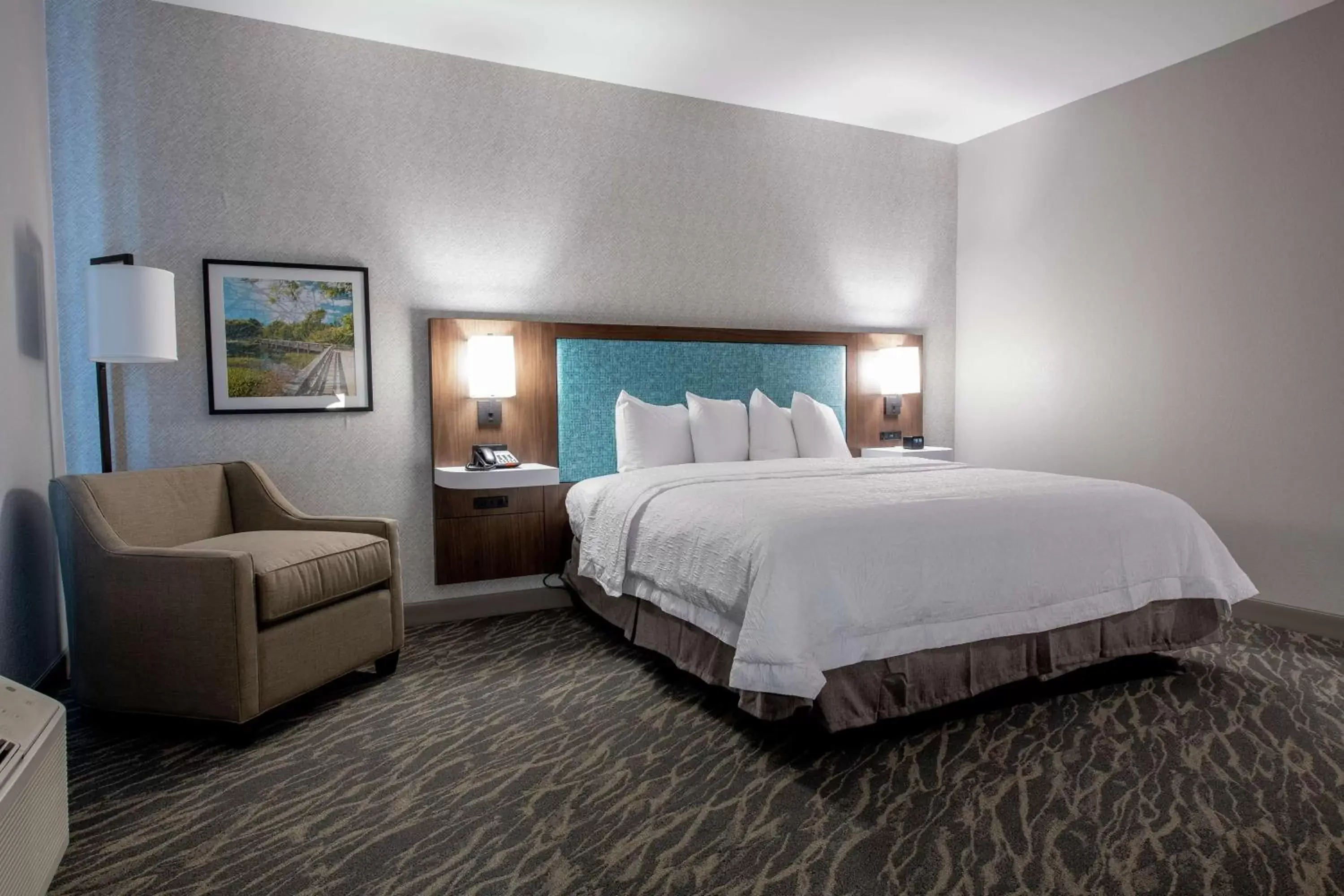 Bed in Hampton Inn & Suites Duncanville Dallas, Tx