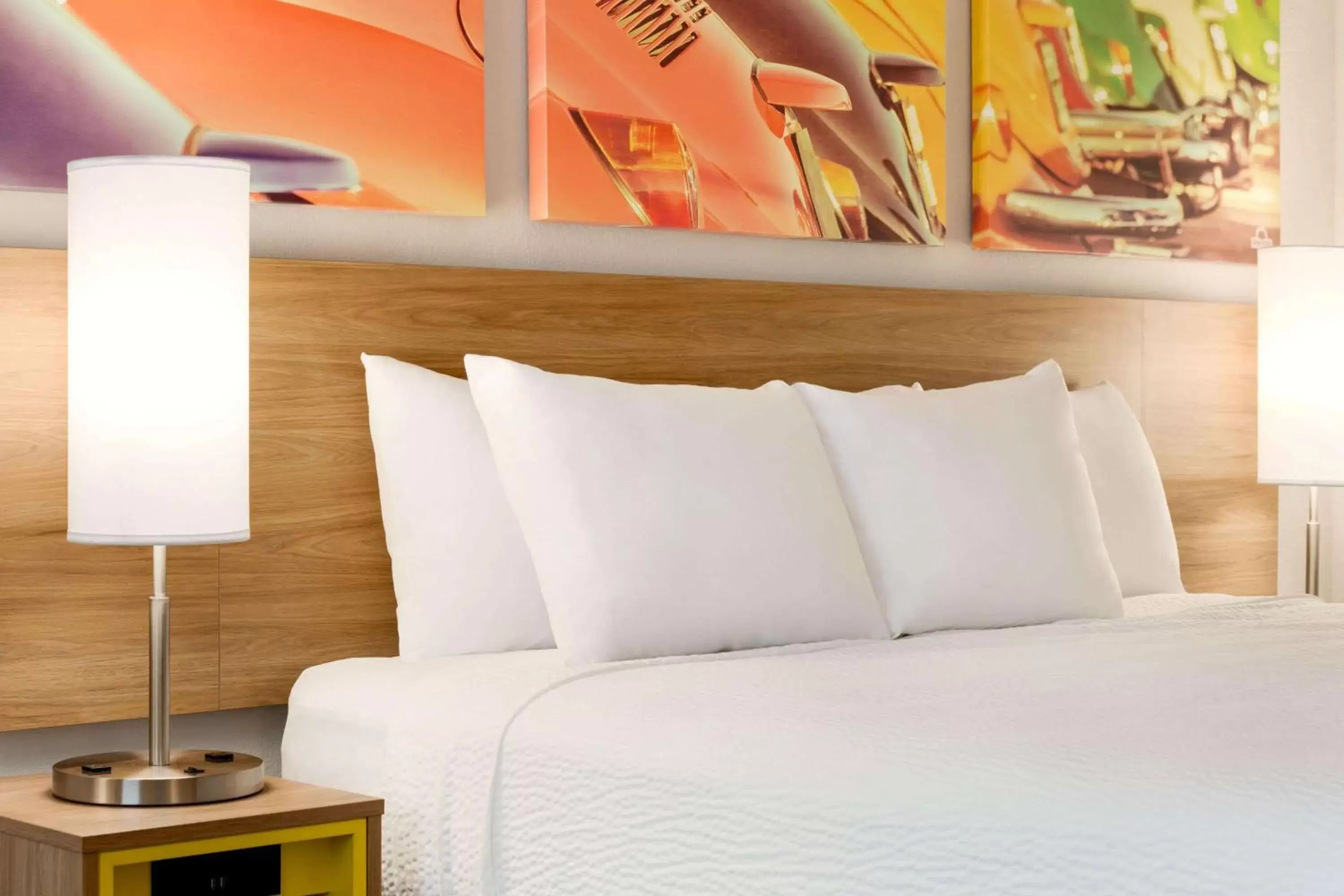 Photo of the whole room, Bed in Hotel Bo, a Days Inn by Wyndham Chattanooga Downtown Photo of the whole room, Bed in Hotel Bo, a Days Inn by Wyndham Chattanooga Downtown