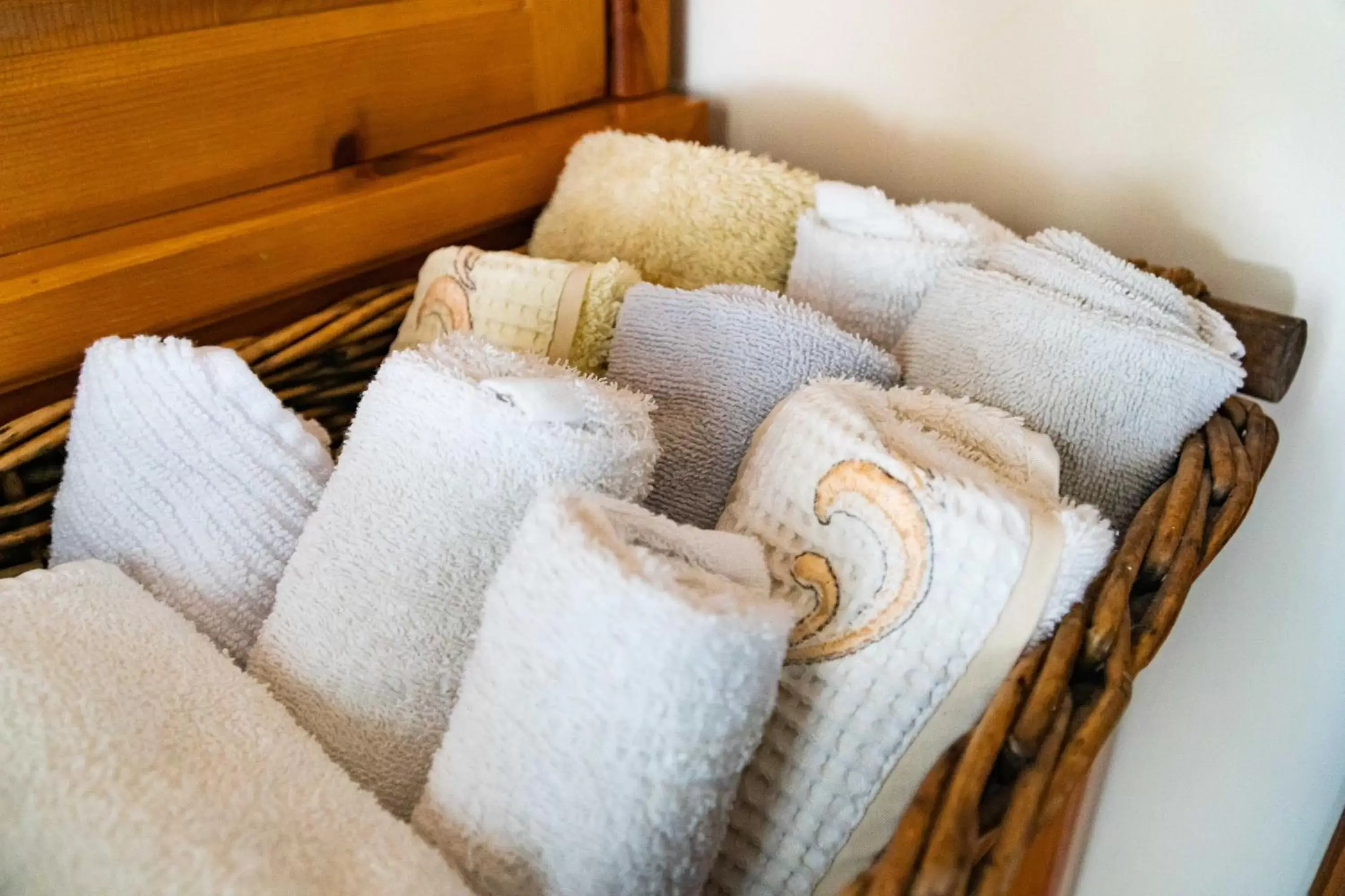 Bathroom, Bed in Gite O'bordeleau