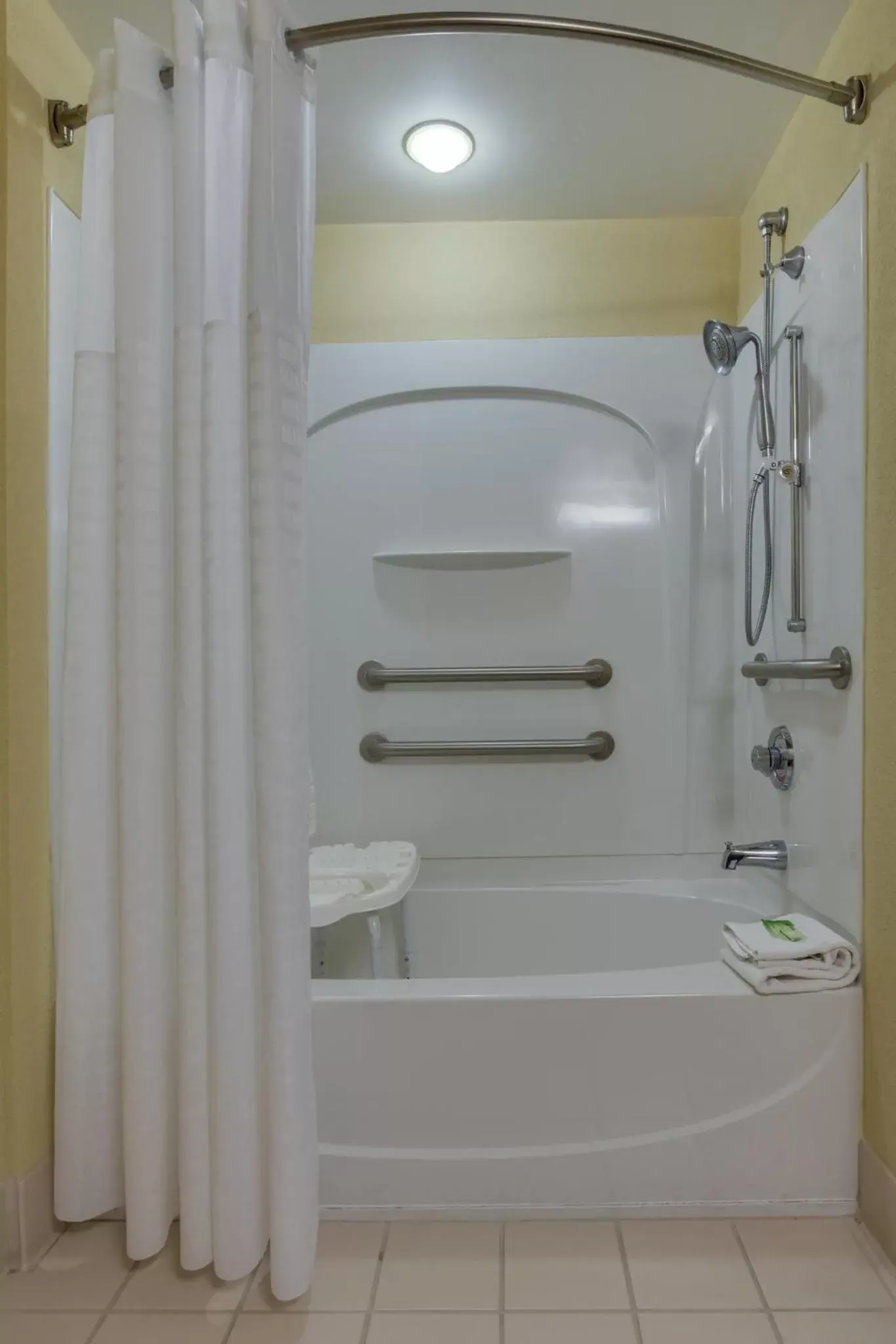 Bathroom in Holiday Inn Express & Suites Sebring, an IHG Hotel