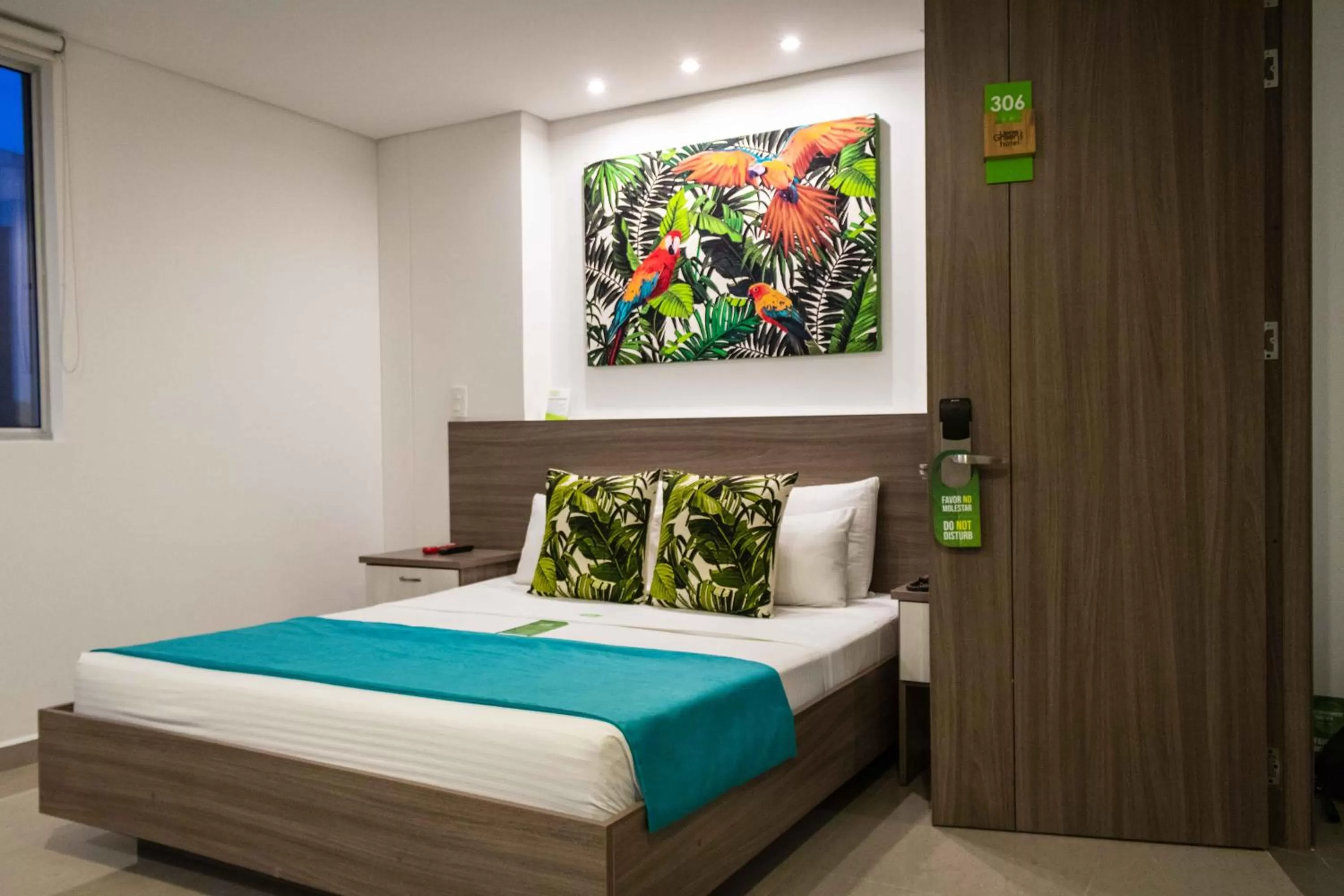 Decorative detail, Bed in Lleras Green Hotel