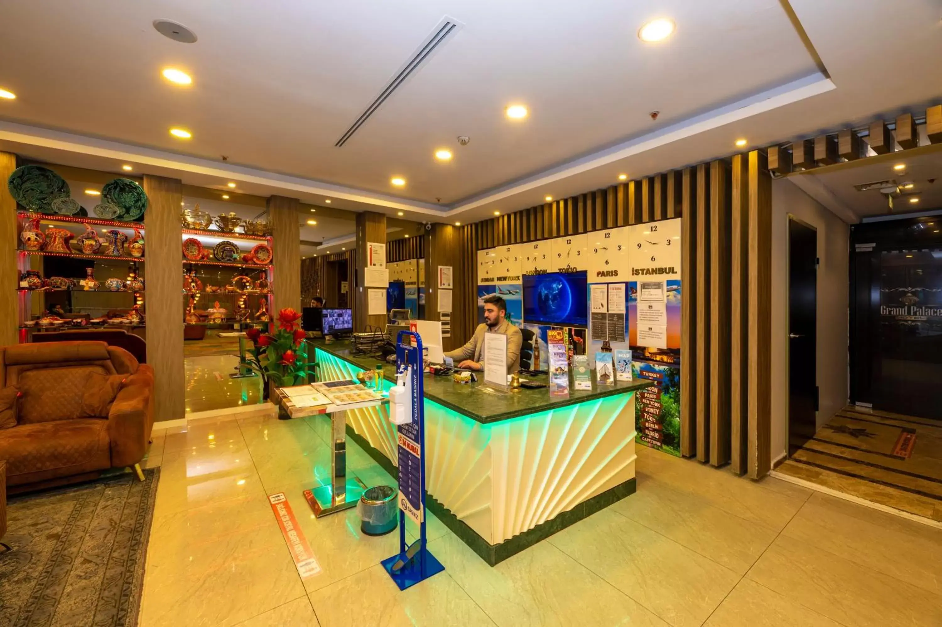 Lobby or reception in Grand Palace Hotel Lobby or reception in Grand Palace Hotel