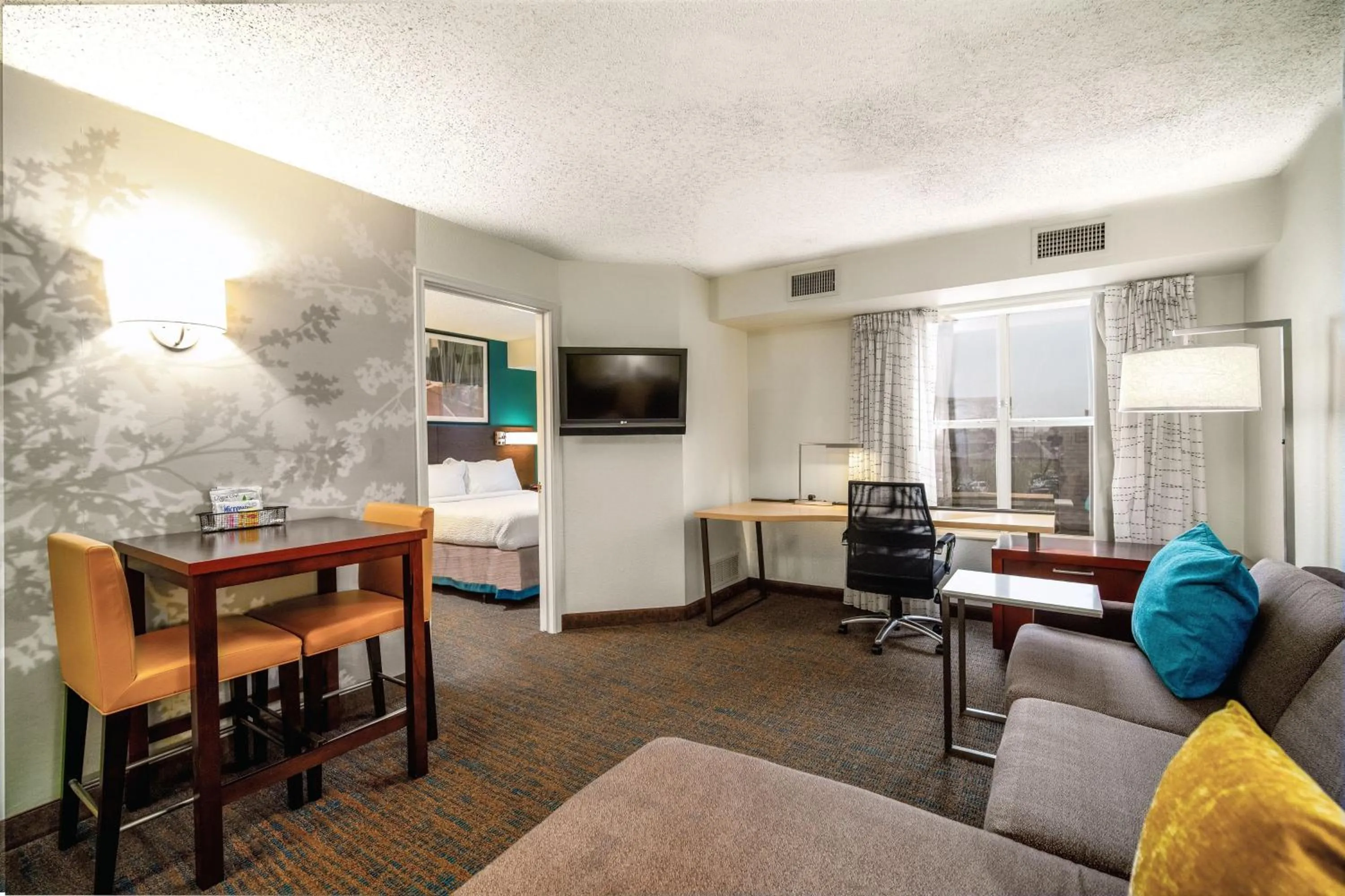 One-Bedroom Queen Suite with Sofa Bed in Residence Inn by Marriott McAllen