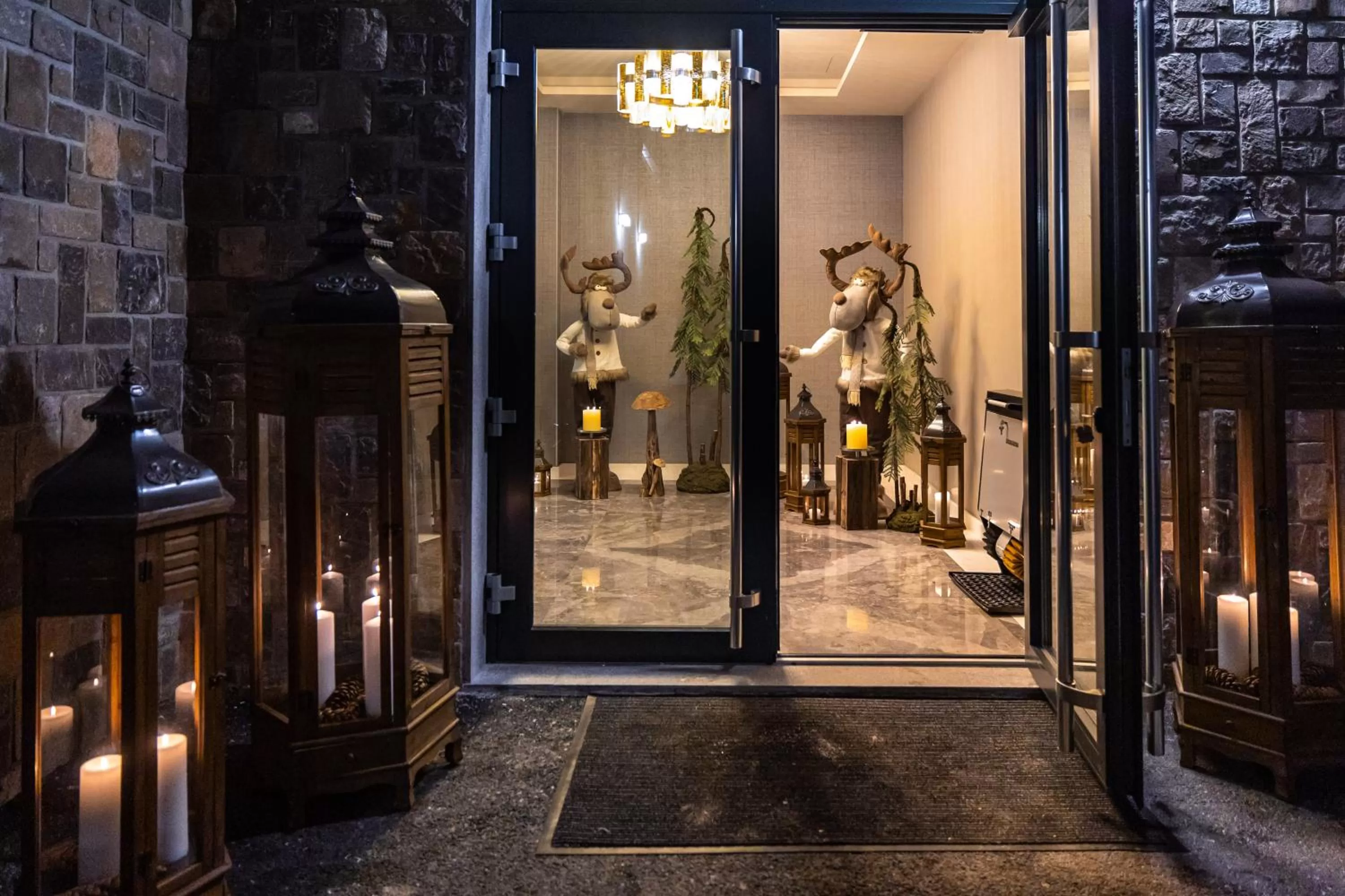 Facade/entrance in Hotel Belmont