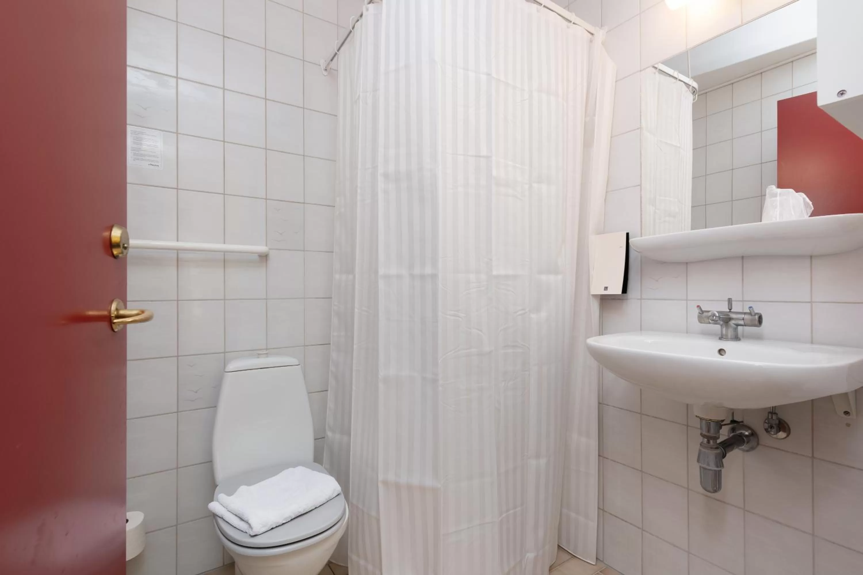 Bathroom in Herlev Kro og Hotel