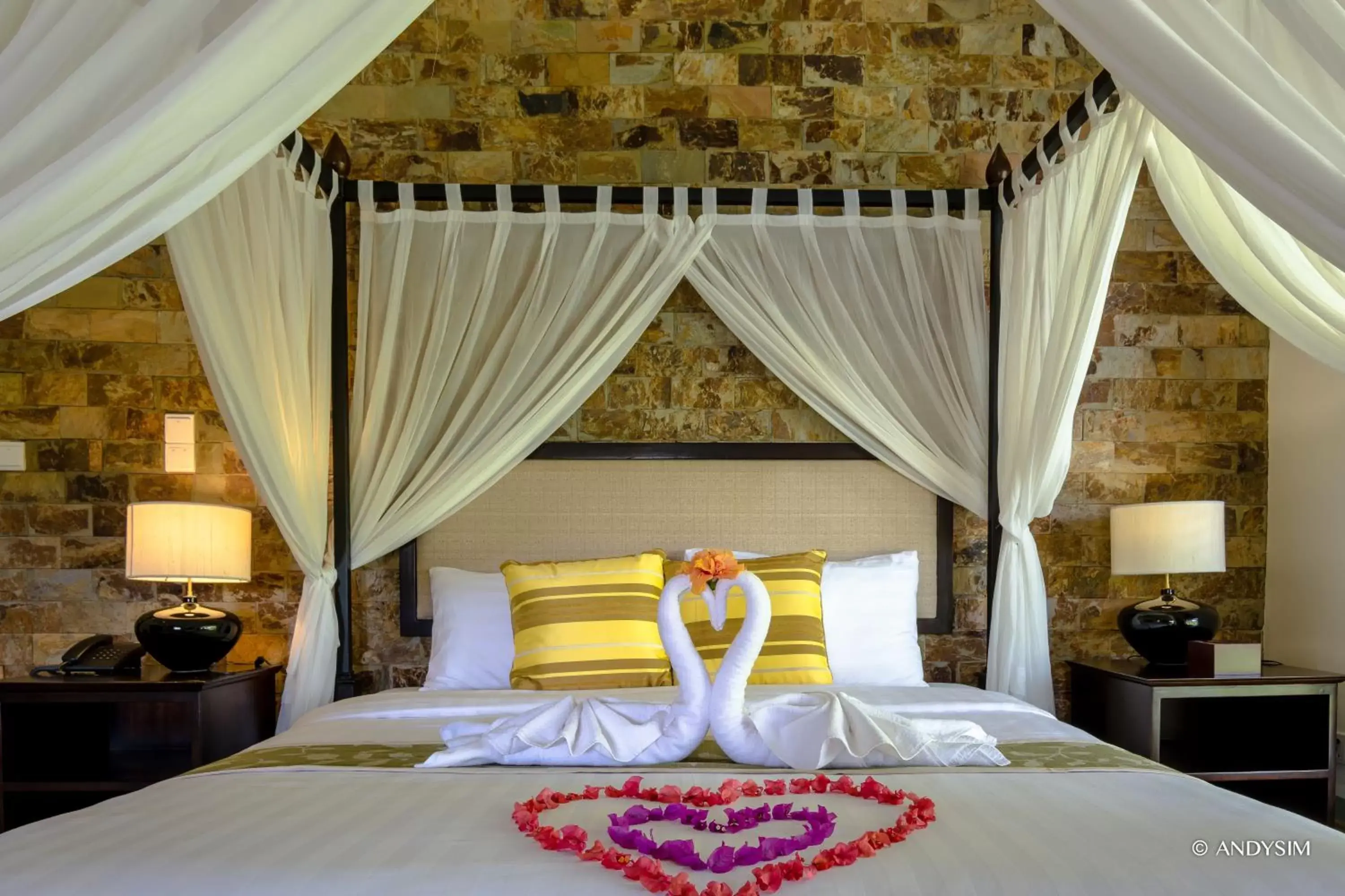 Bed in Samanea Beach Resort & Spa