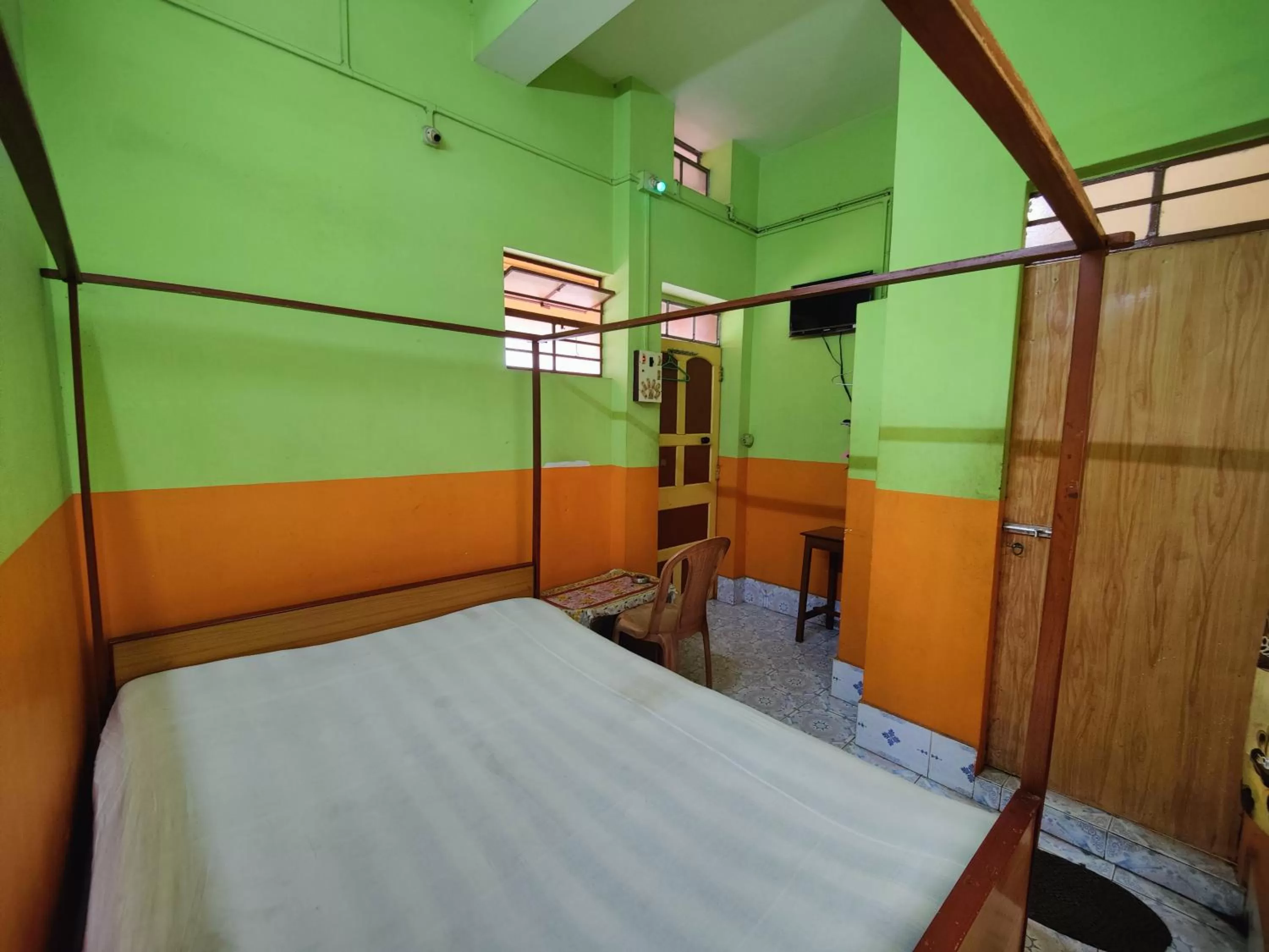 Bunk Bed in Monalisa Lodge