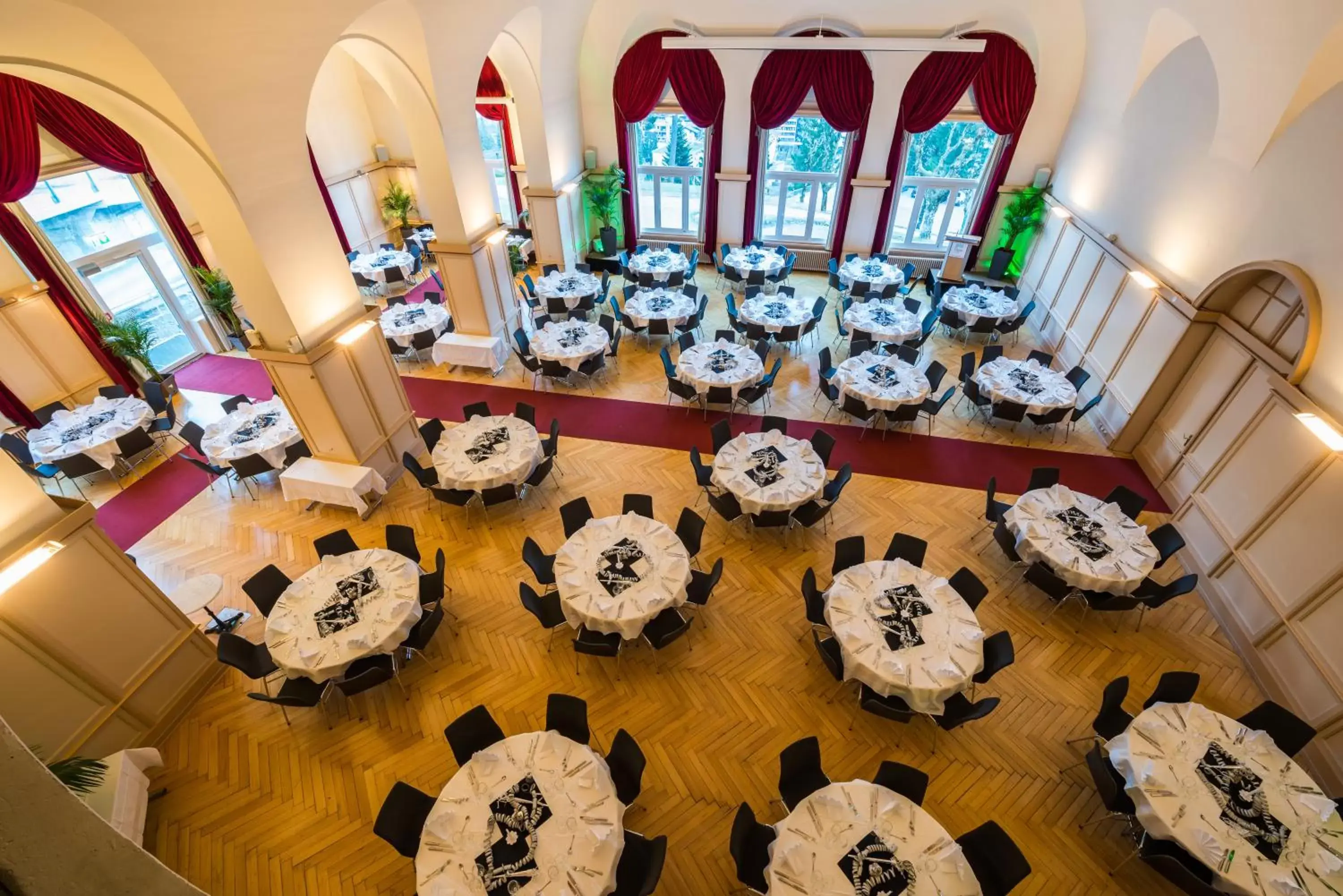 Banquet/Function facilities, Banquet Facilities in Hotel Terrace
