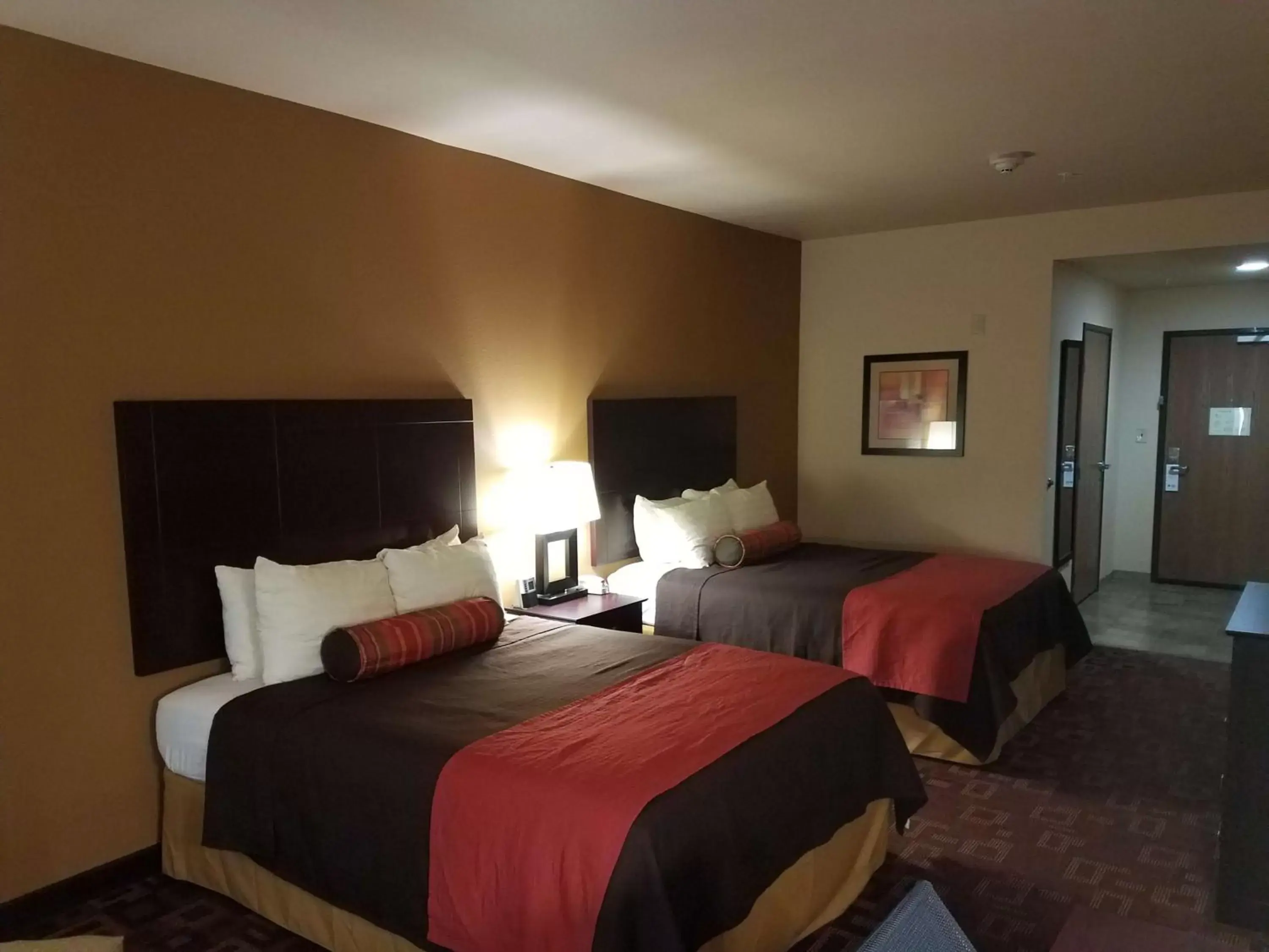 Photo of the whole room, Bed in Best Western Plus Goliad Inn & Suites