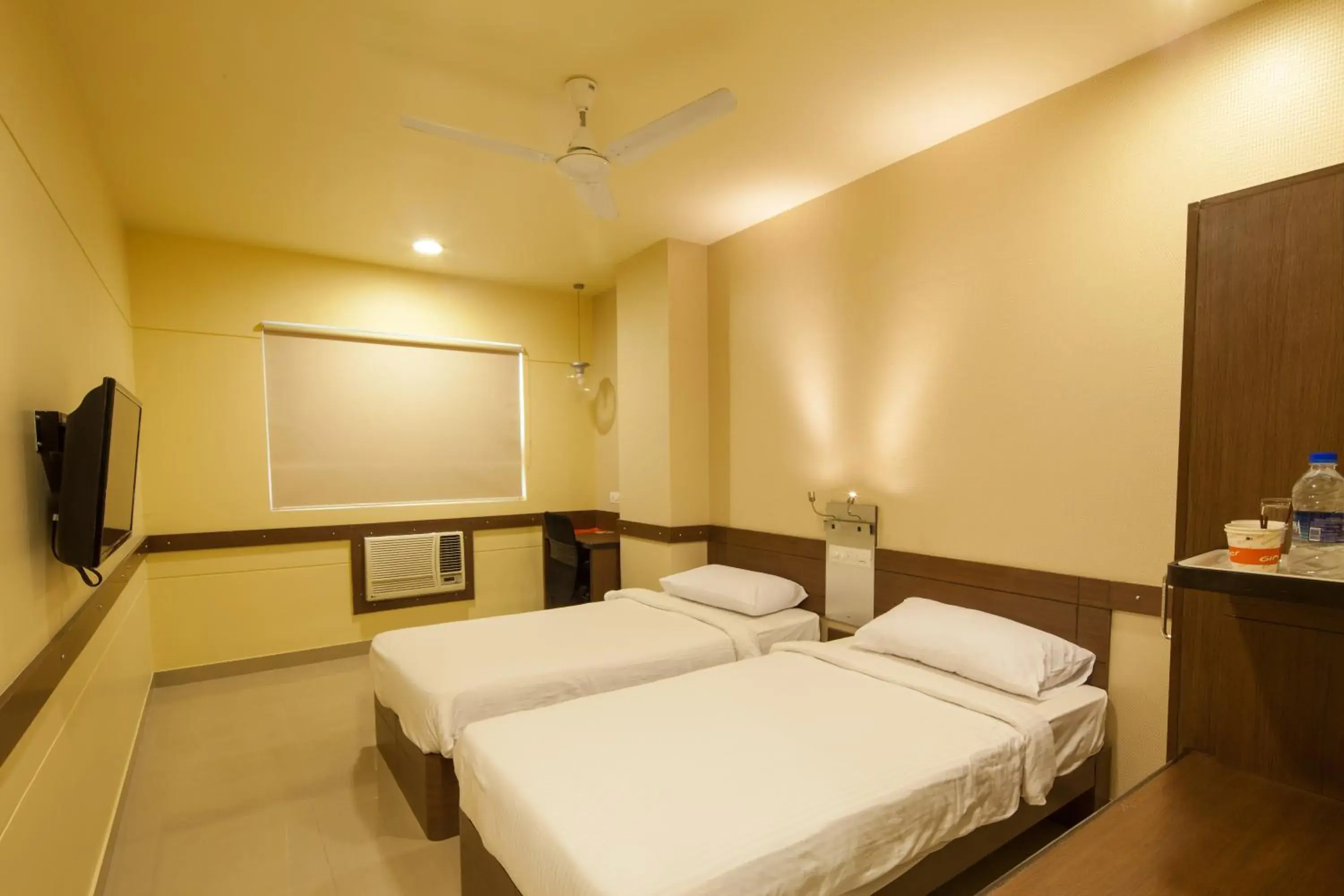 Bed in Ginger Mumbai Andheri (MIDC) Bed in Ginger Mumbai Andheri (MIDC)