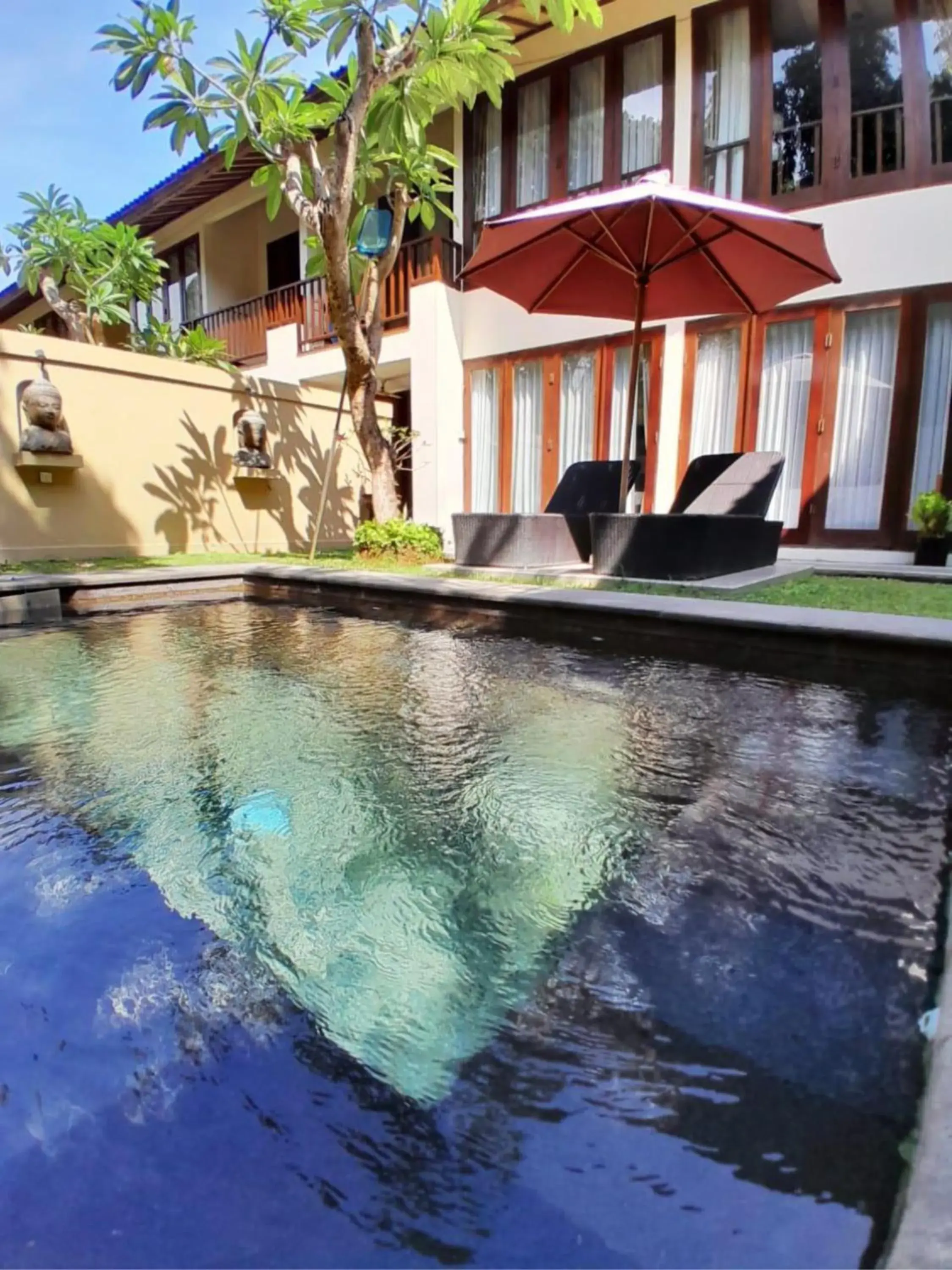 Swimming Pool in Sekuta Condo Suites