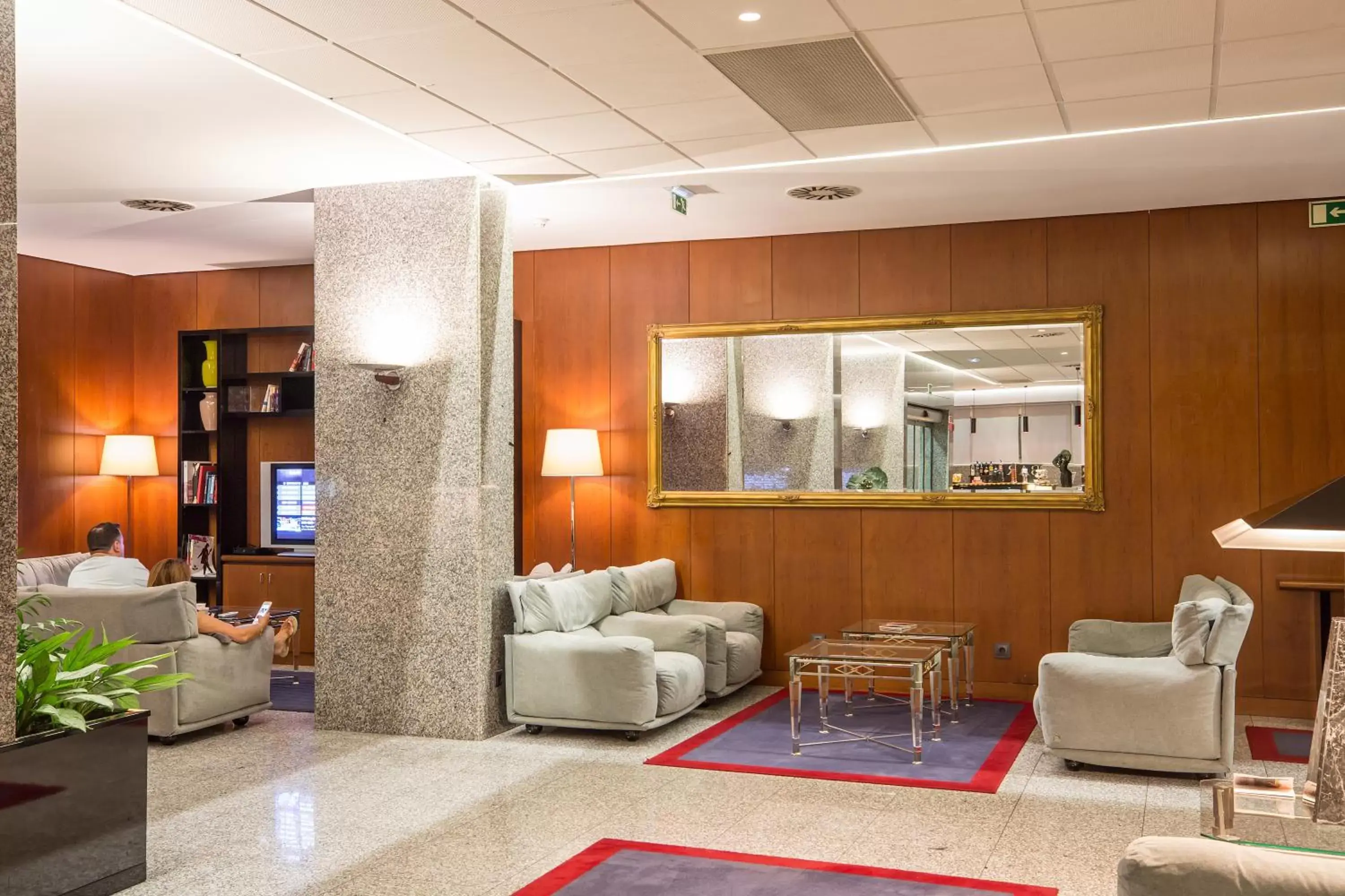 Communal lounge/ TV room, Lobby/Reception in Hotel 3K Madrid